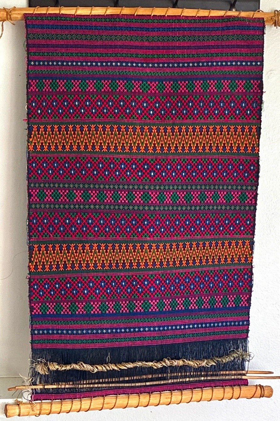 Vtg Guatemalan Handwoven Textile Wall Hanging Backstrap Loom Art Fabric Tagged