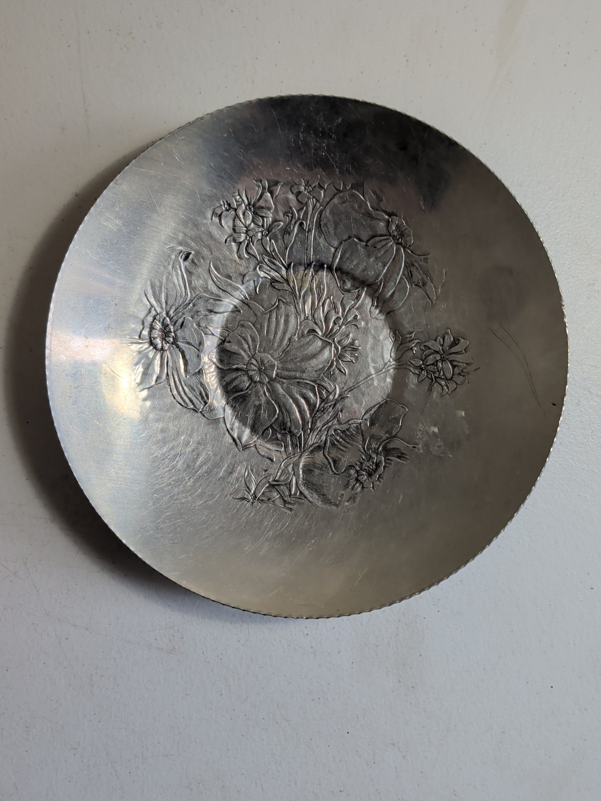 Vintage Hammercraft Hand Hammered Aluminum Bowl – Mid Century Floral 9\