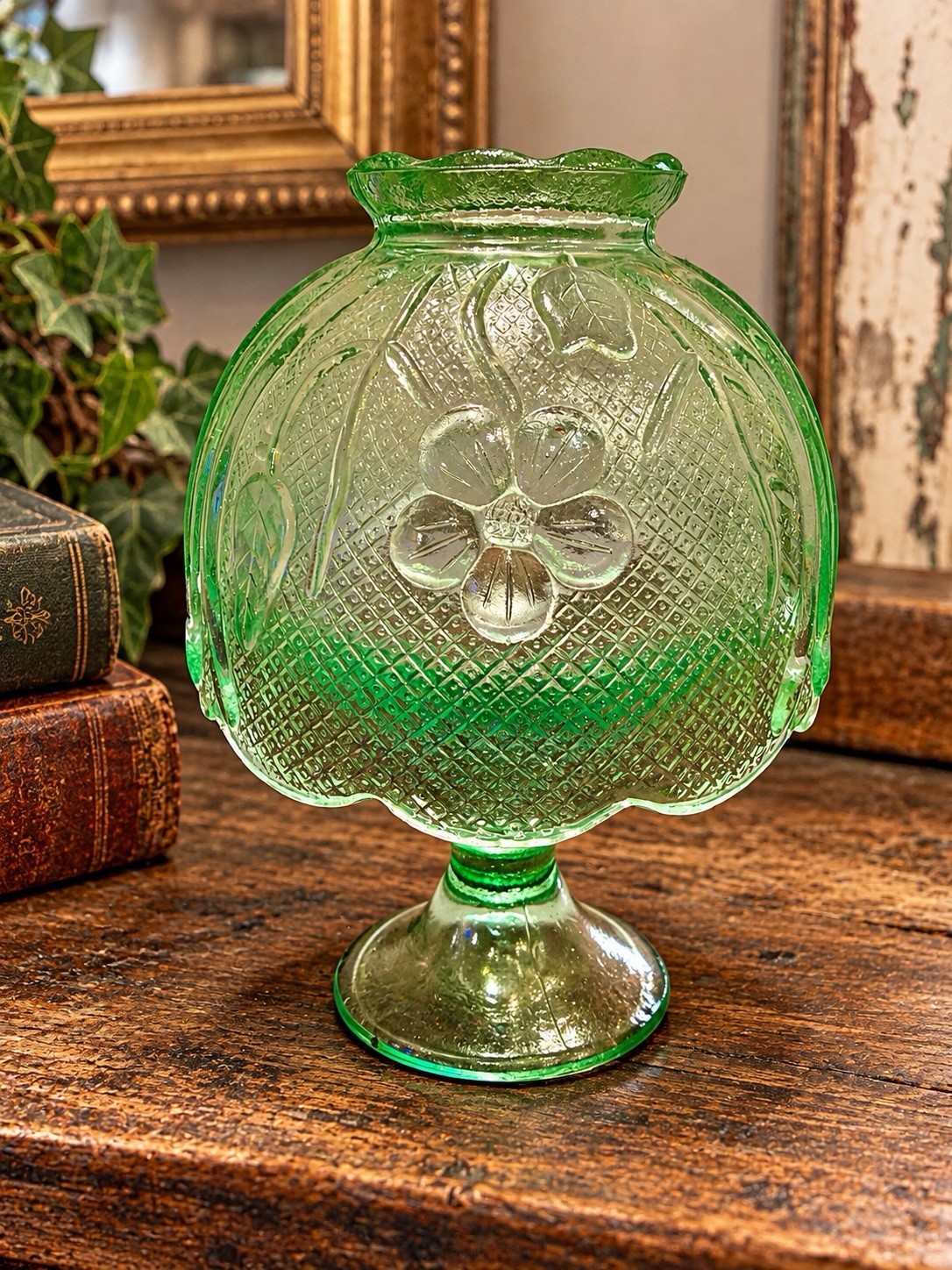 Vintage House Of Lloyd Green Glass Floral Fairy Lamp Tea Light Candle Holder