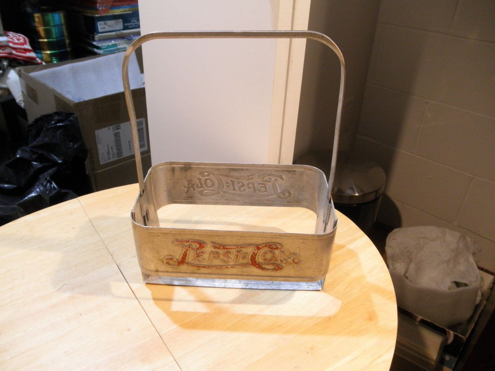VINTAGE ALUMINUM PEPSI COLA BOTTLE CARRIER