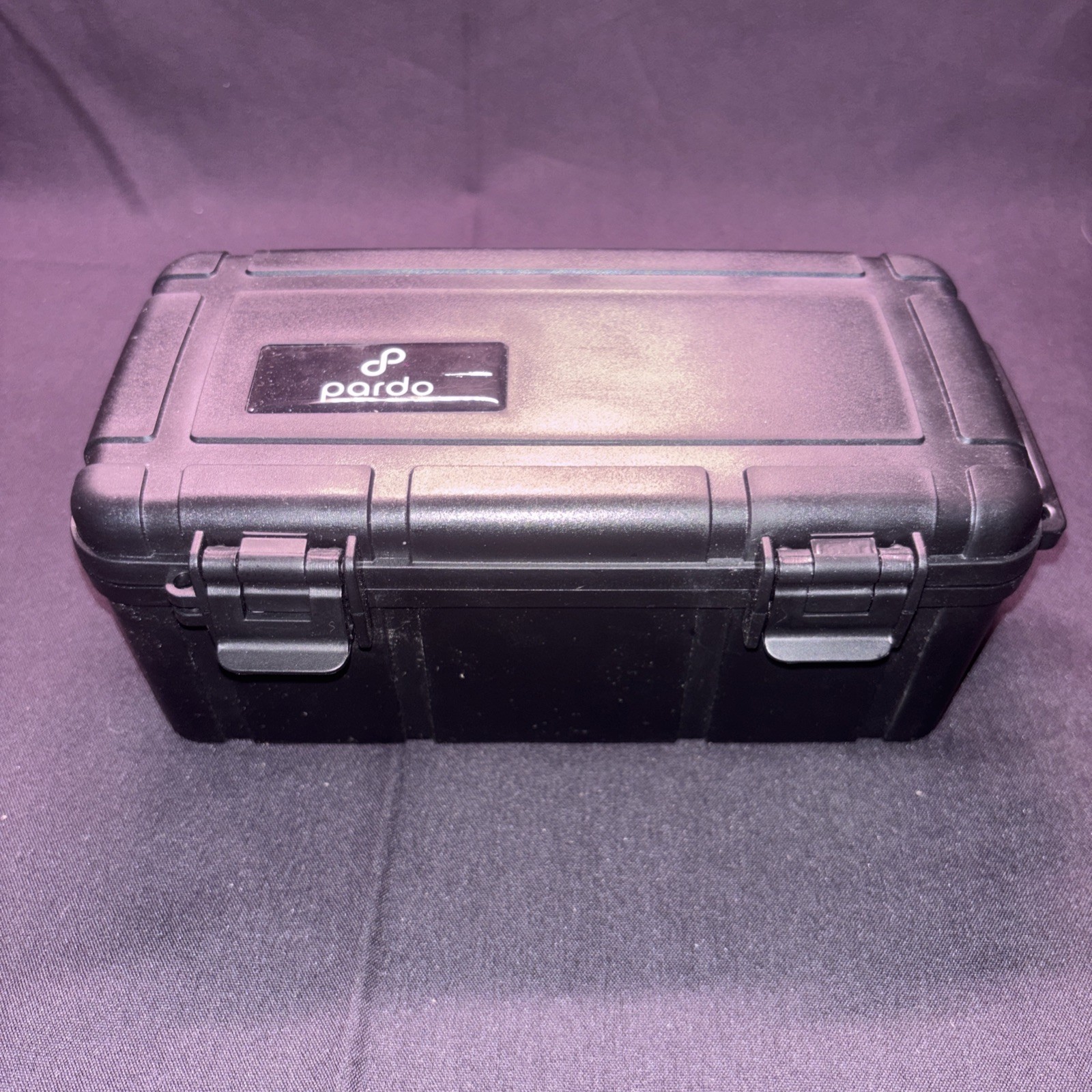 Pardo Portable Travel Cigar Humidor - Holds 5 Cigars