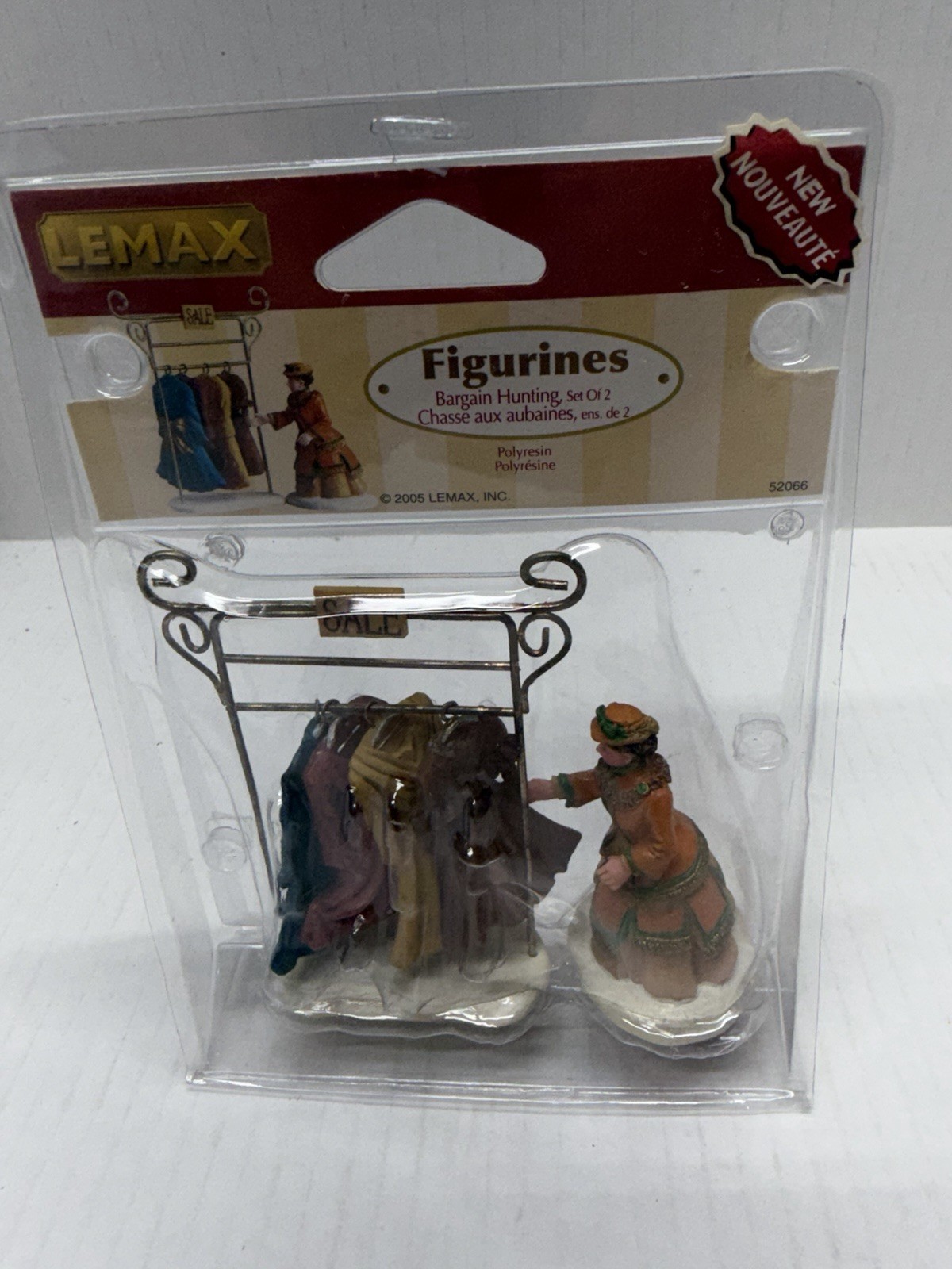 Lemax BARGAIN HUNTING Set of 2 Pieces Victorian Shopper 2005 Christmas Village Lemax BARGAIN HUNTING Set of 2 Pieces Victorian Shopper 2005 Christmas Village