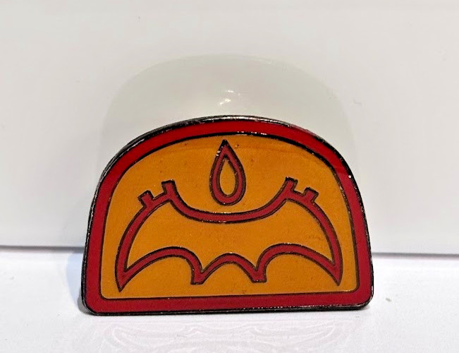 Vintage 1993 Dinotopia Enamel Lapel Pin Pterosaurs Flying Dinosaur James Gurney