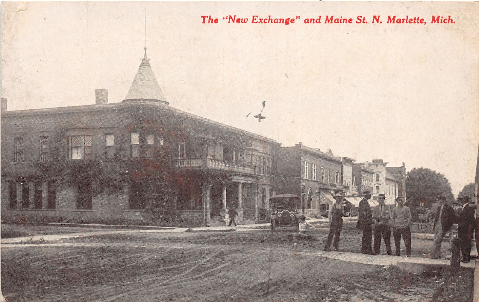 J60/ Marlette Michigan Postcard c1910 The New Exchange Store Maine St 65