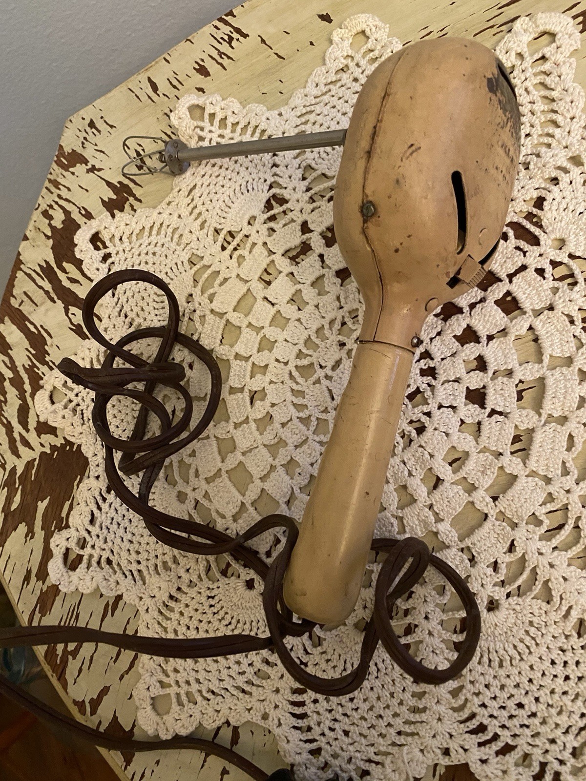 Vtg/Antique Royal Rochester Quick-Mix Electric Hand Mixer Soda Malt Shake Works Vtg/Antique Royal Rochester Quick-Mix Electric Hand Mixer Soda Malt Shake Works