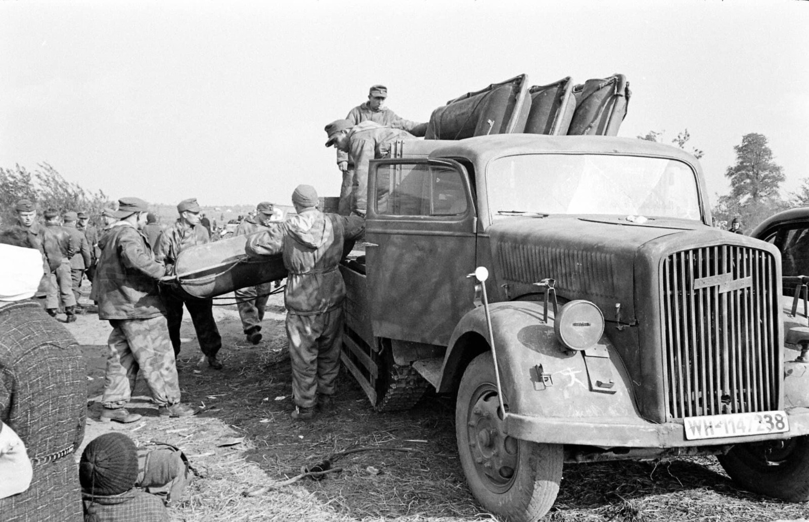 WW2 WWII Photo World War Two German Soldiers Prepare for Surrender Germany  2756