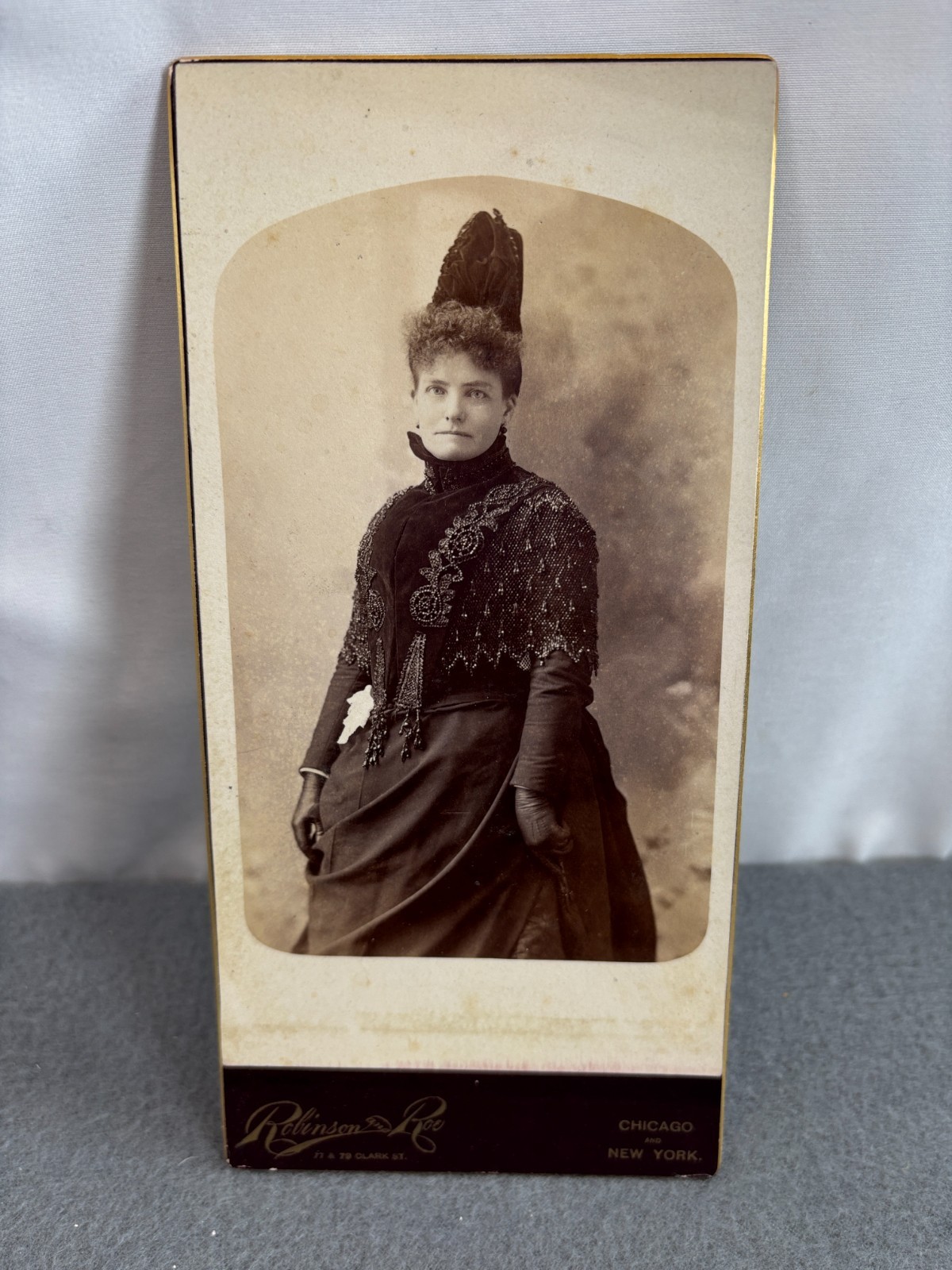Vintage 1890s Promenade Cabinet Card Victorian Woman Robinson Roe Chicago 8.25\
