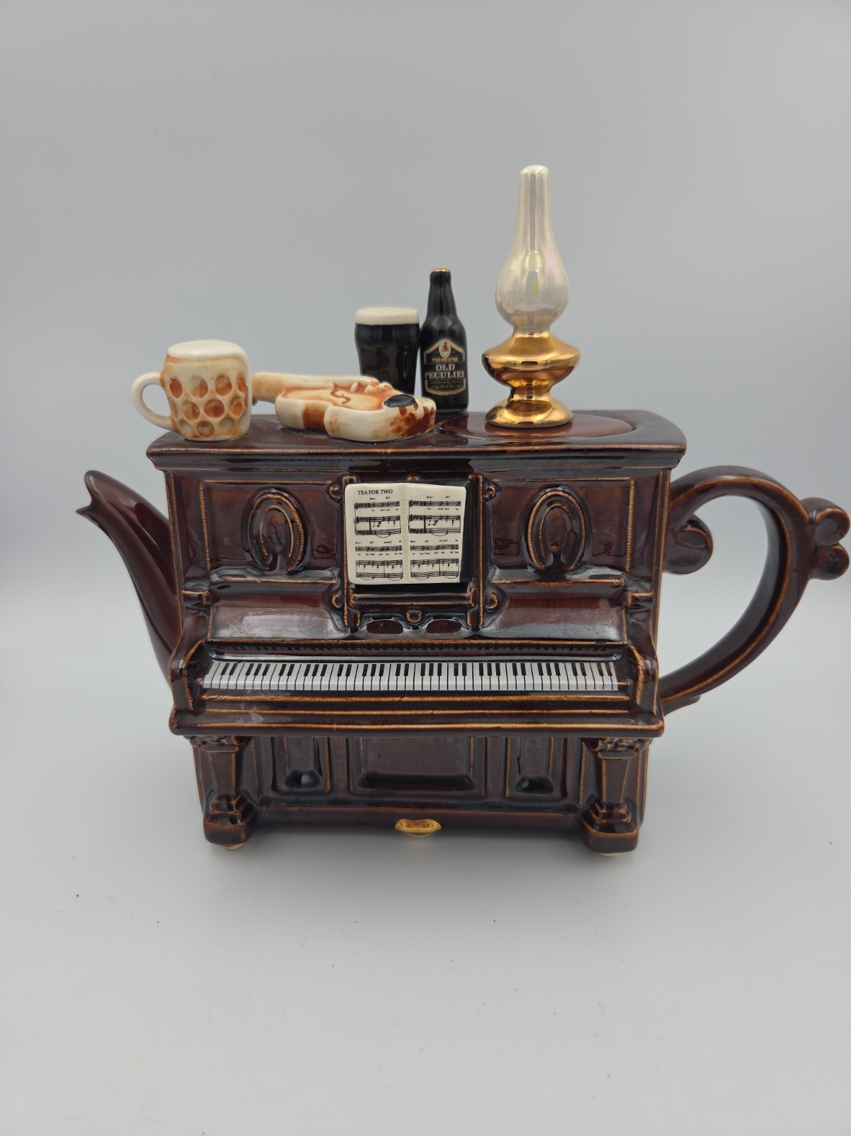 Vintage Swineside Teapottery Ceramic Parlor Piano Decorative Teapot England Vintage Swineside Teapottery Ceramic Parlor Piano Decorative Teapot England