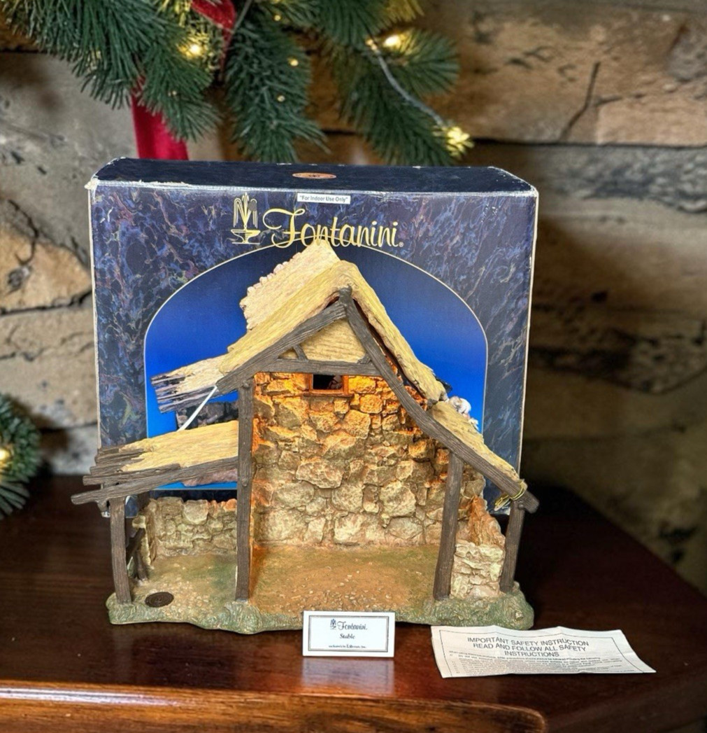 Fontanini 50154 Lighted Nativity Stable Creche for 5\