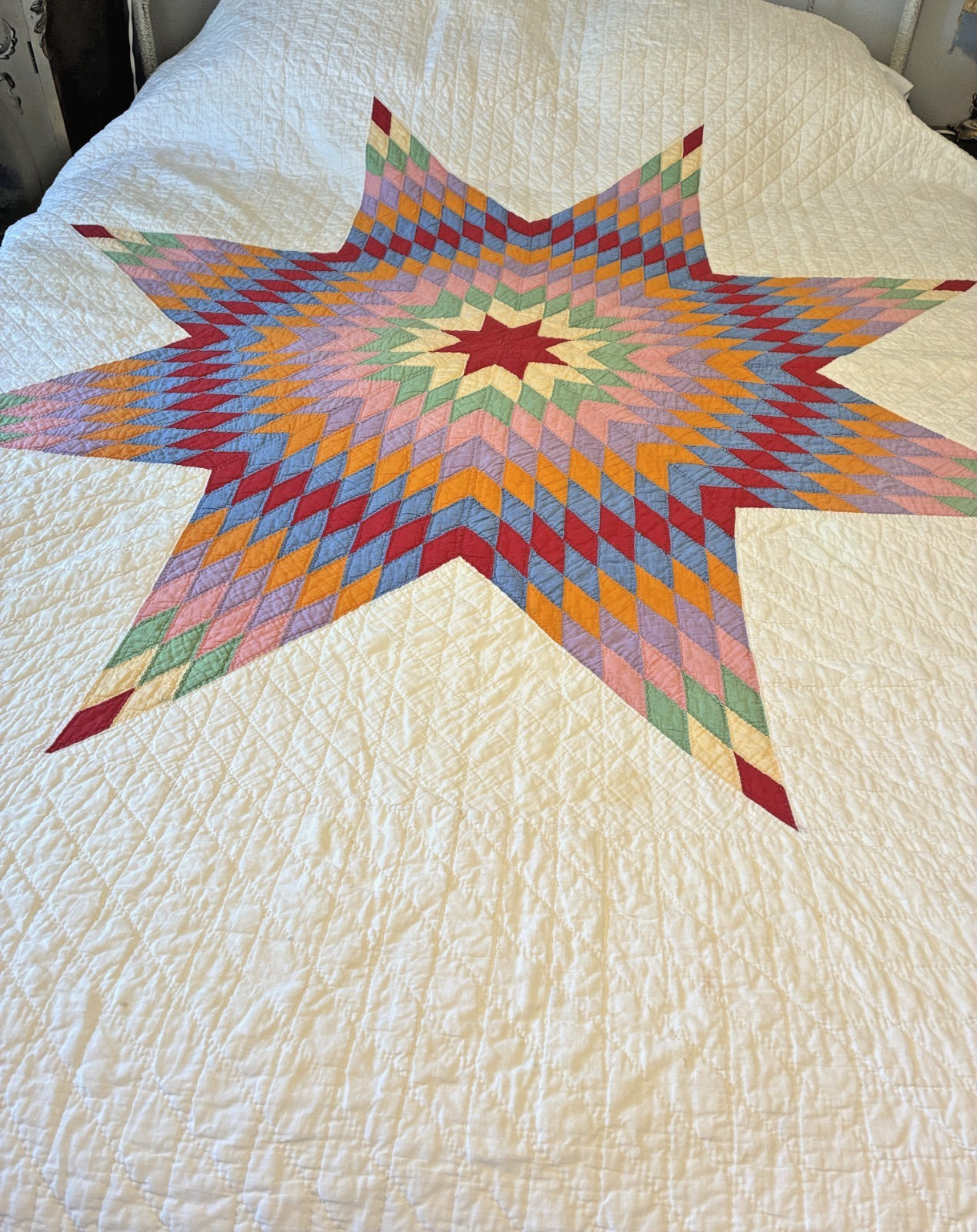 Vintage Expertly Hand Quilted Lone Star/Star of Bethlem Quilt 65