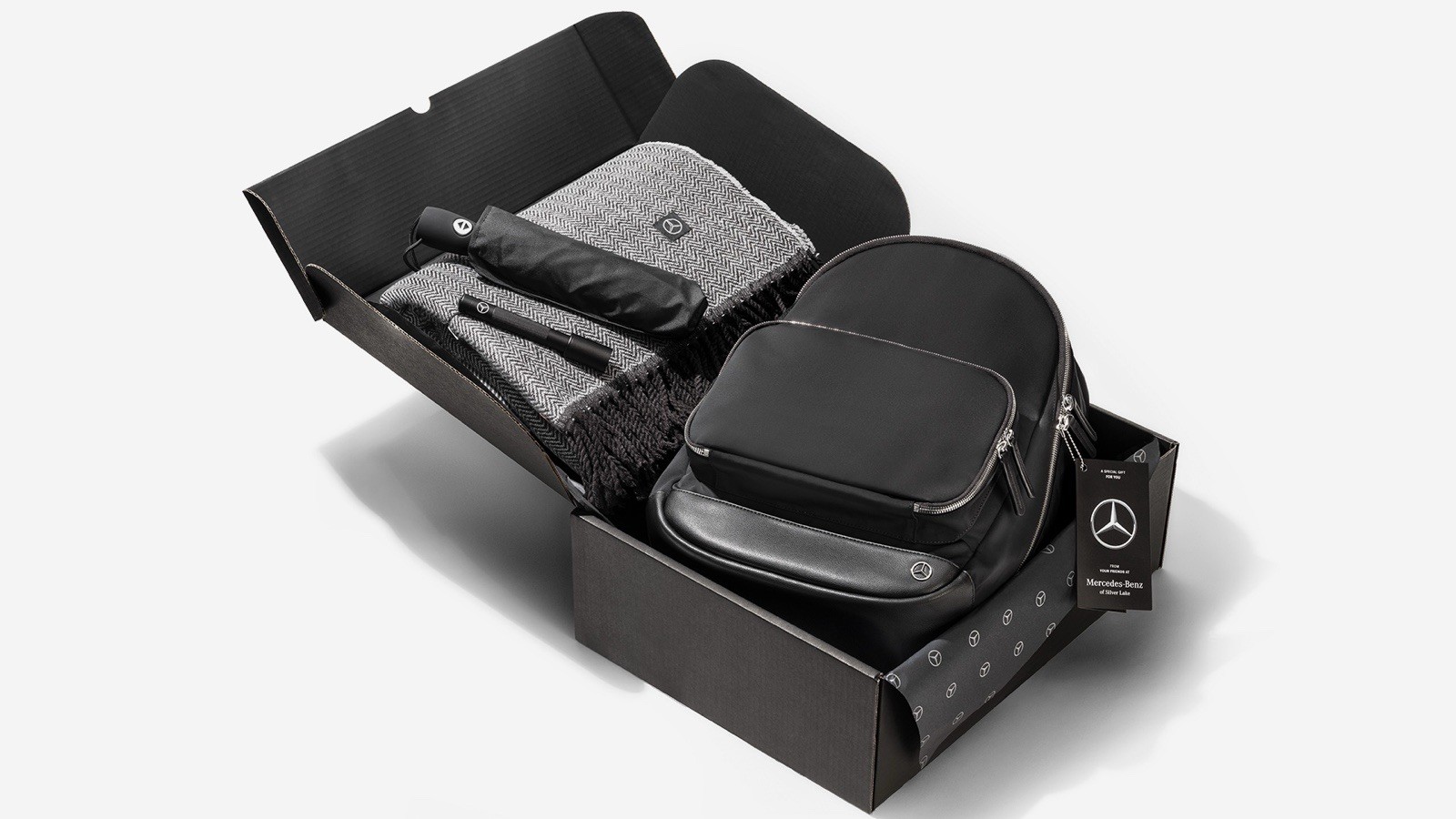 Mercedes Benz Collection Gift Box- Back Pack, Blanket, Umbrella, Flashlight- NEW Mercedes Benz Collection Gift Box- Back Pack, Blanket, Umbrella, Flashlight- NEW