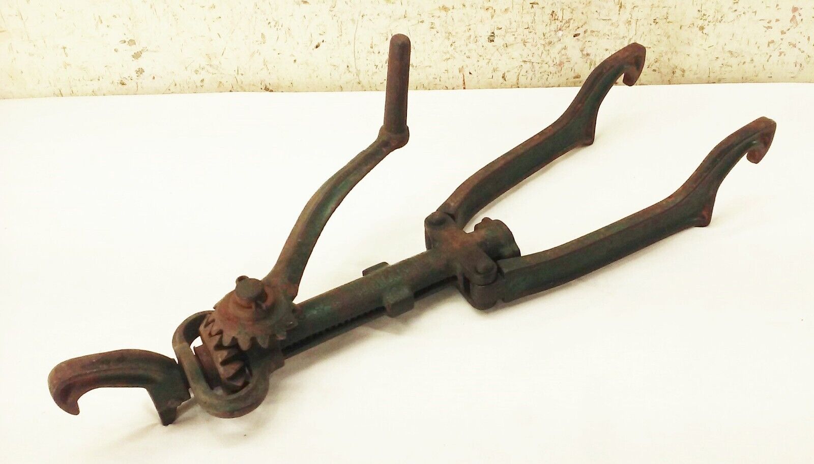 Vtg antique cast iron crank split rim tool tire wheel changer spreader Ford T A