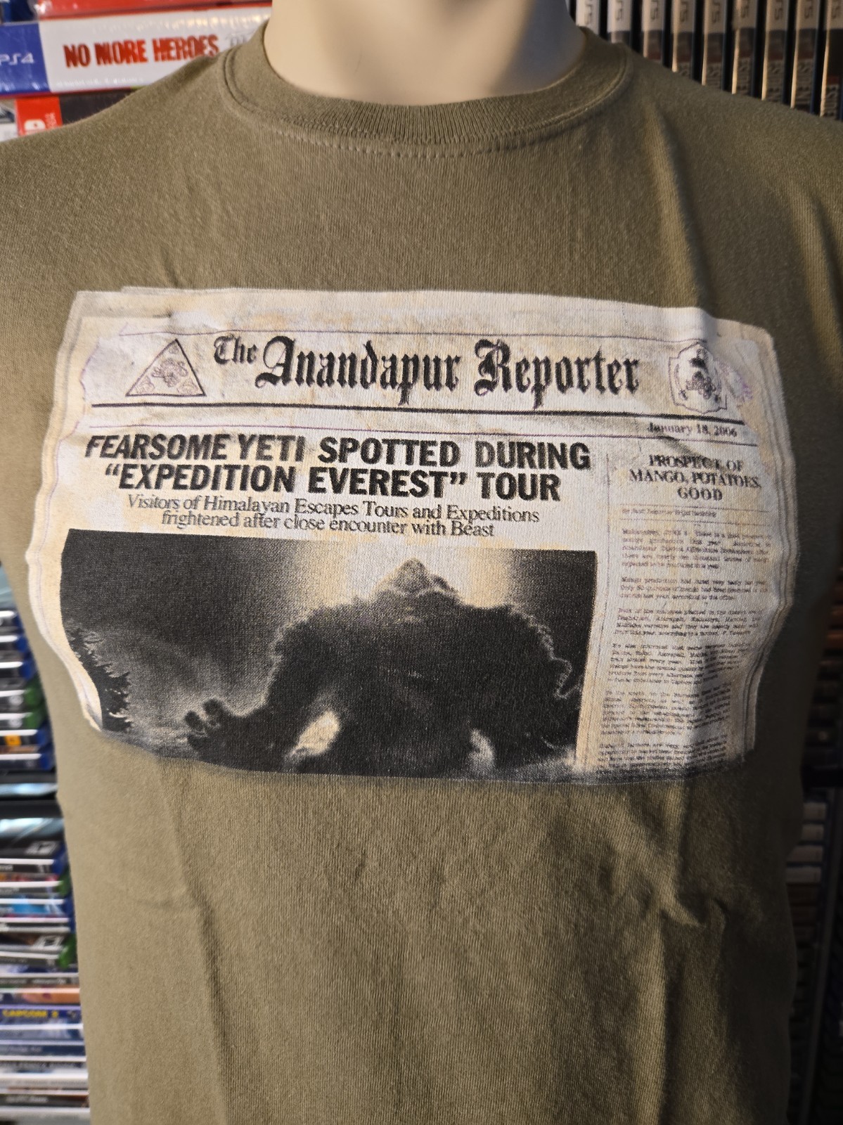 Vintage Disney World Expedition Everest Ride Size SmallT-Shirt Promo Yeti