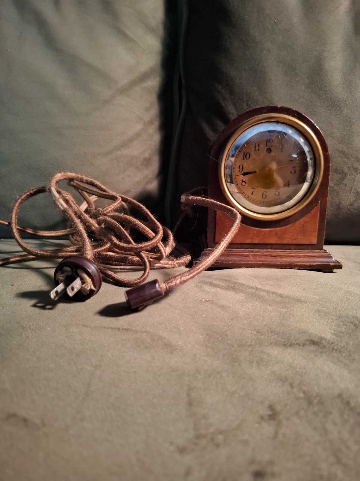 Vintage Telechron M1 Clock, Untested See Description