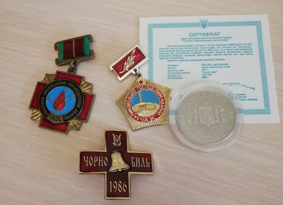 100% Original CHERNOBYL LIQUIDATOR Medal & USSR Union Nuclear Tragedy( 1986 ) 100% Original CHERNOBYL LIQUIDATOR Medal & USSR Union Nuclear Tragedy( 1986 )