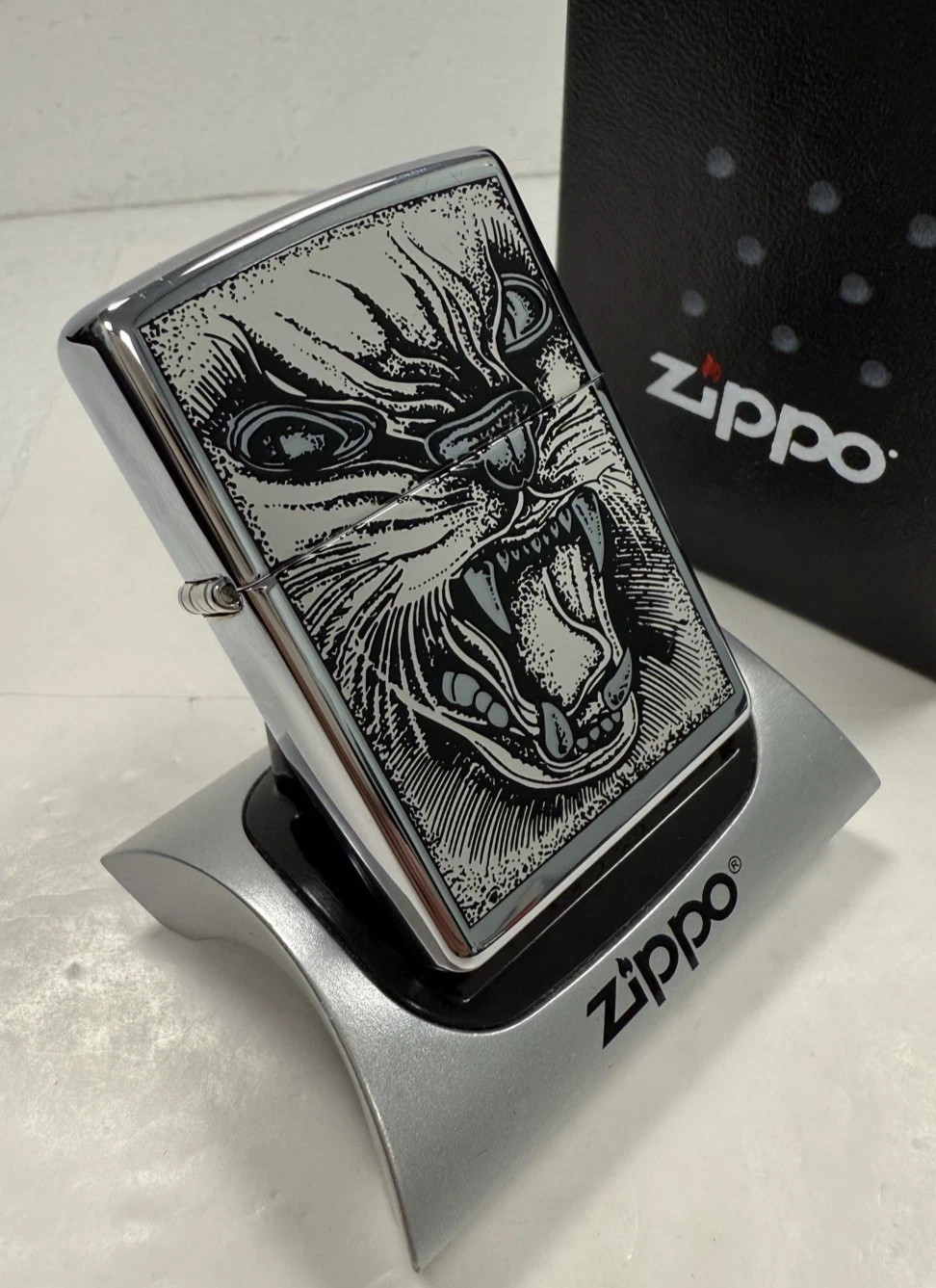 GENUINE Zippo Lighter BARRETT SMYTHE WILD CAT HP Chrome 2007 NEW IN BOX RARE