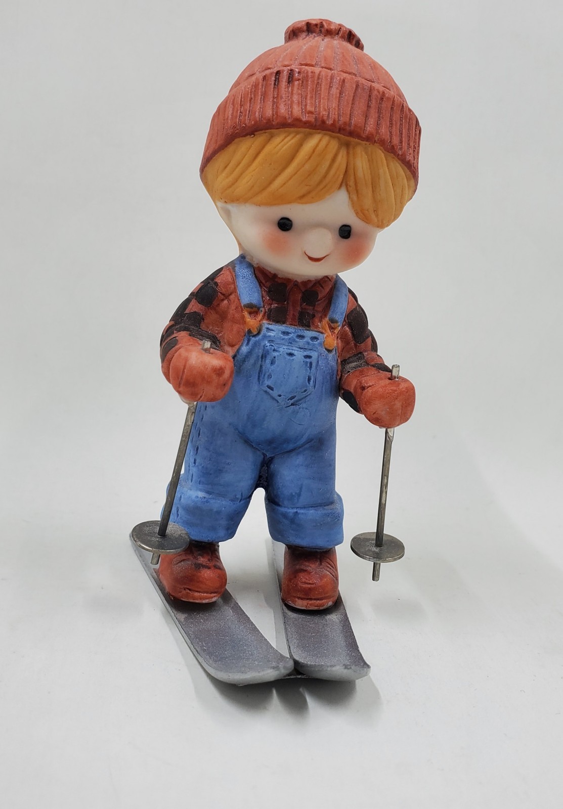 CCF1 Enesco Country Cousins Katie Girl Skiing Figurine Holiday