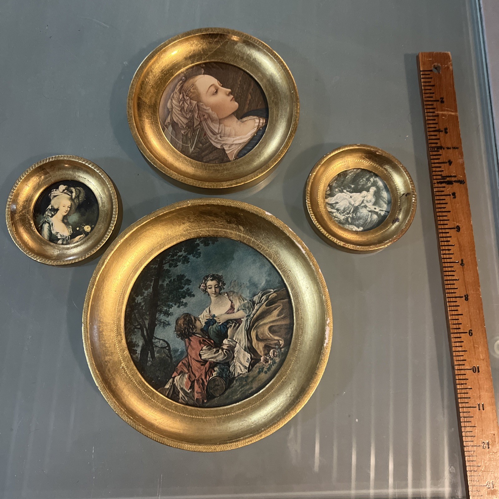 Vintage Rare Collection Of Louvre Souvenirs ?1920s?Italy? Circular Framework Art Vintage Rare Collection Of Louvre Souvenirs ?1920s?Italy? Circular Framework Art
