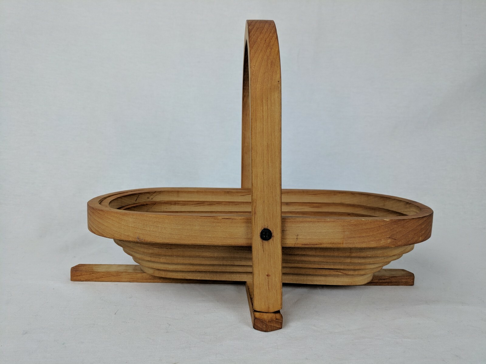 VTG & VERY UNIQUE COLLAPSIBLE HAND MADE WOODEN BASKET 