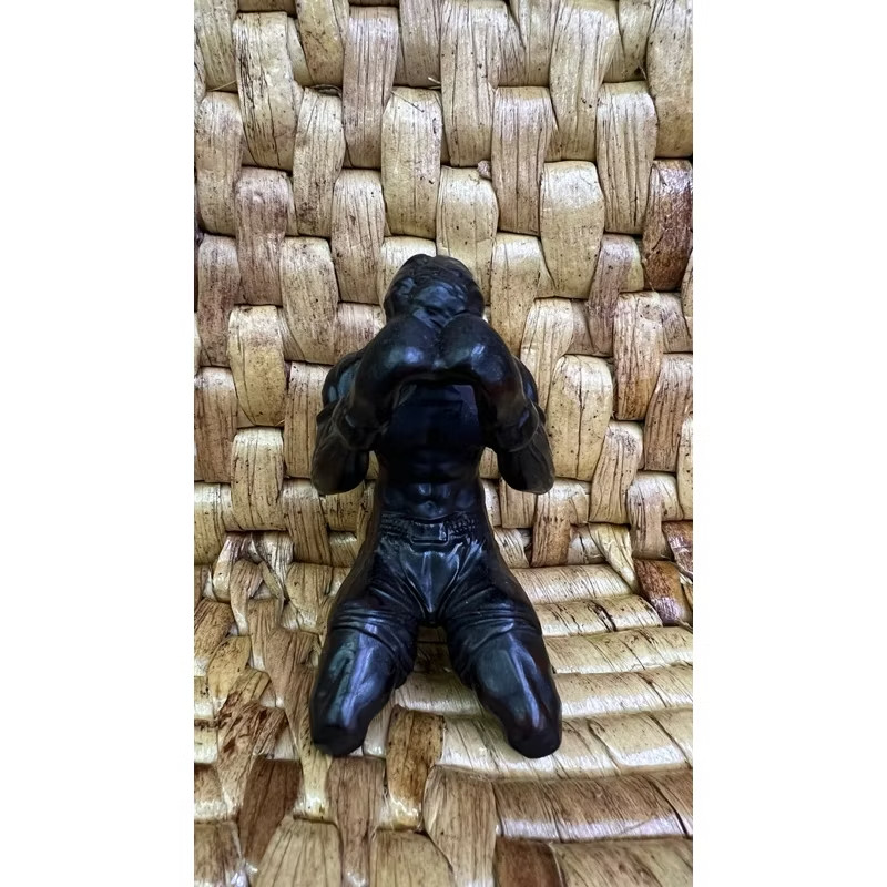 Thai Boxer Figurine Wai Kru Muay Thai Fighter Statue Resin Souvenir Decor 8cm