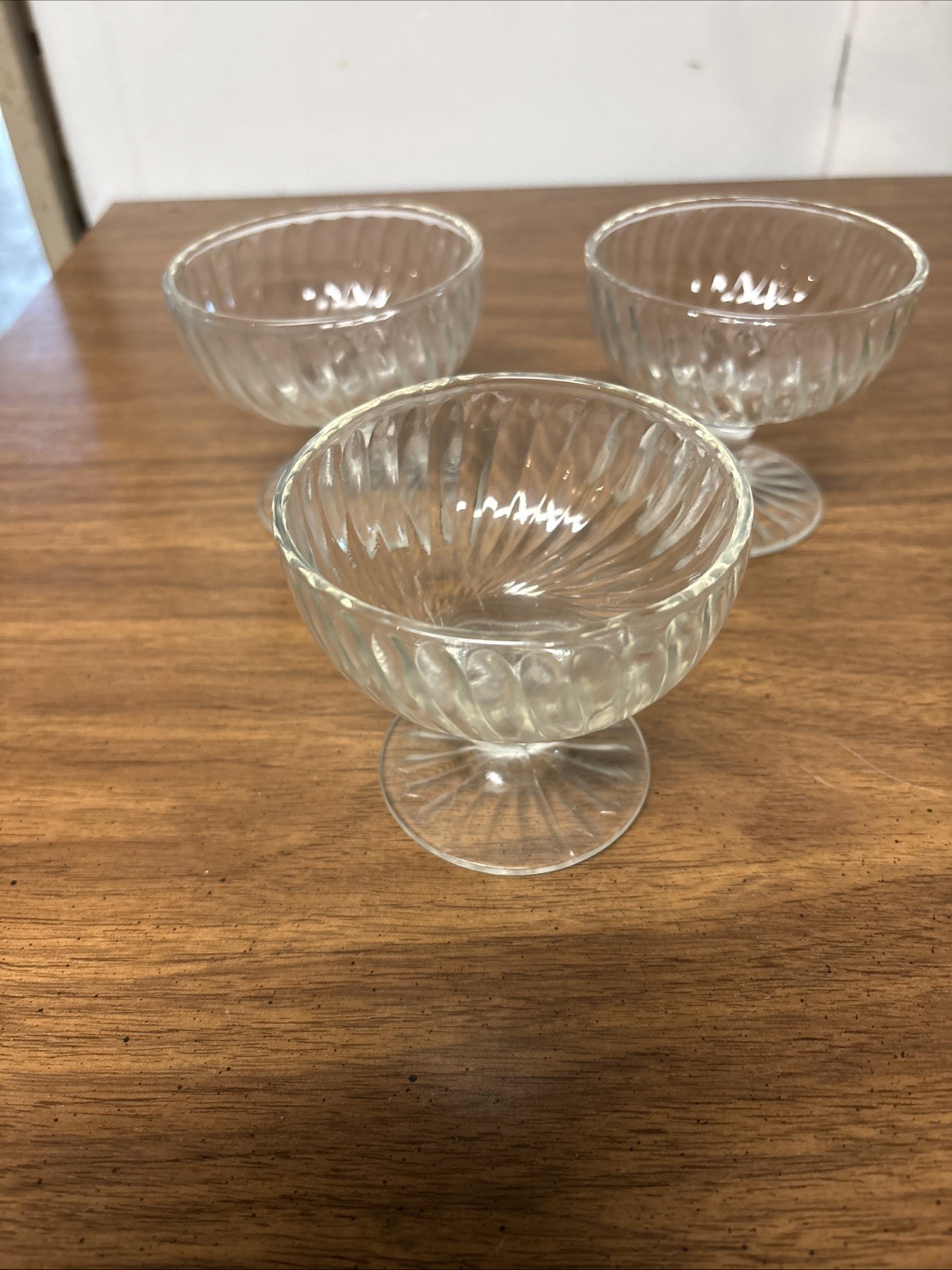 Anchor Hocking Swirl Clear Glass Pedestal Sherbet Dish Set Of 3 Vintage Anchor Hocking Swirl Clear Glass Pedestal Sherbet Dish Set Of 3 Vintage