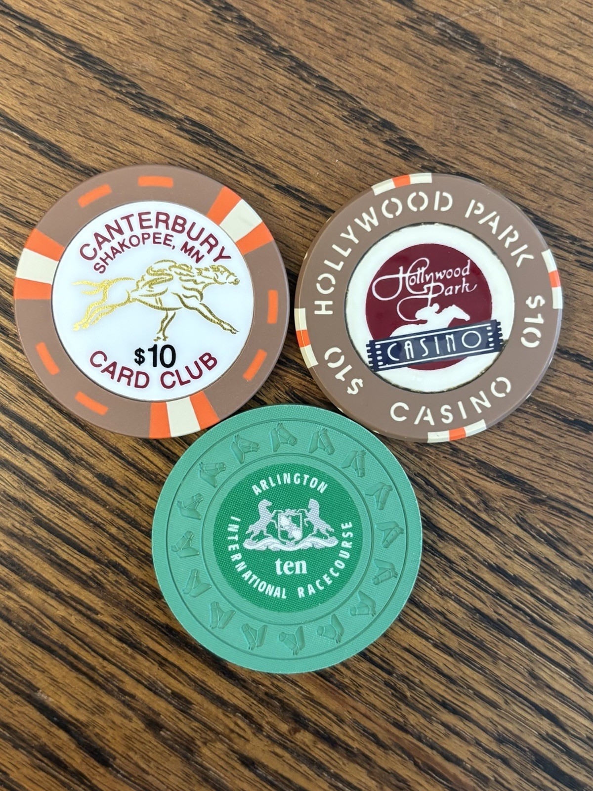 VHTF Lot of (3) $10 Horse Racing Casino Chips - California, Illinois & Minnesota