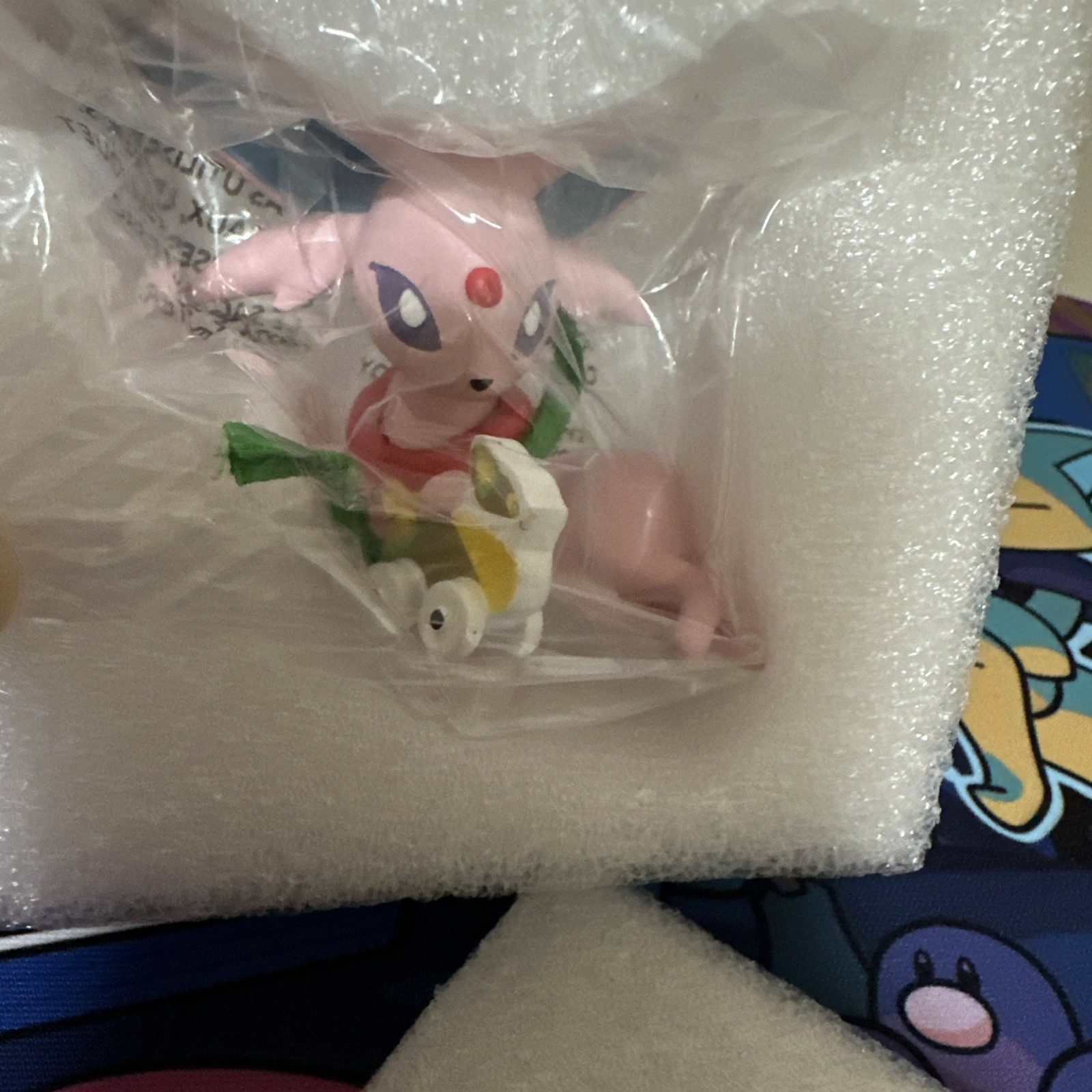 Pokemon Center Exclusive Espeon Figure Ornament - Together For The Holidays New