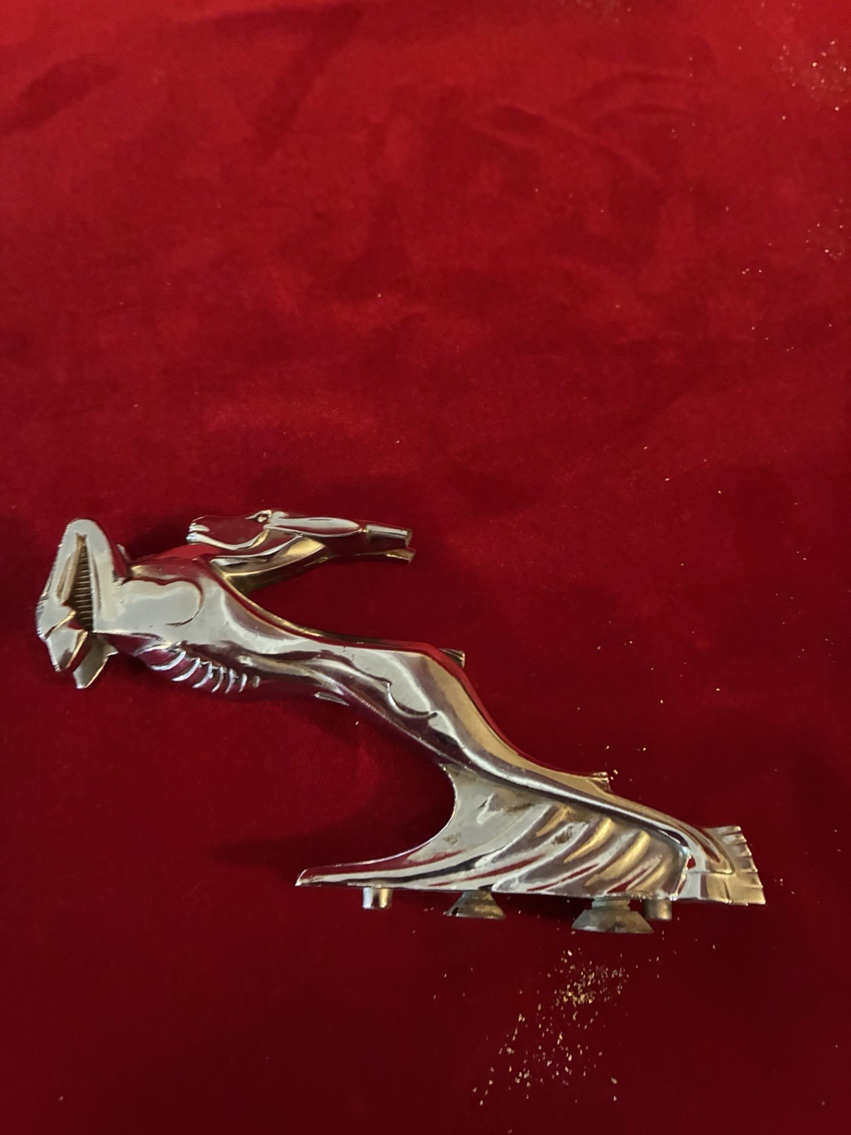 1931-1933 Chrysler 6Cyl  Gazelle Hood Ornament Top