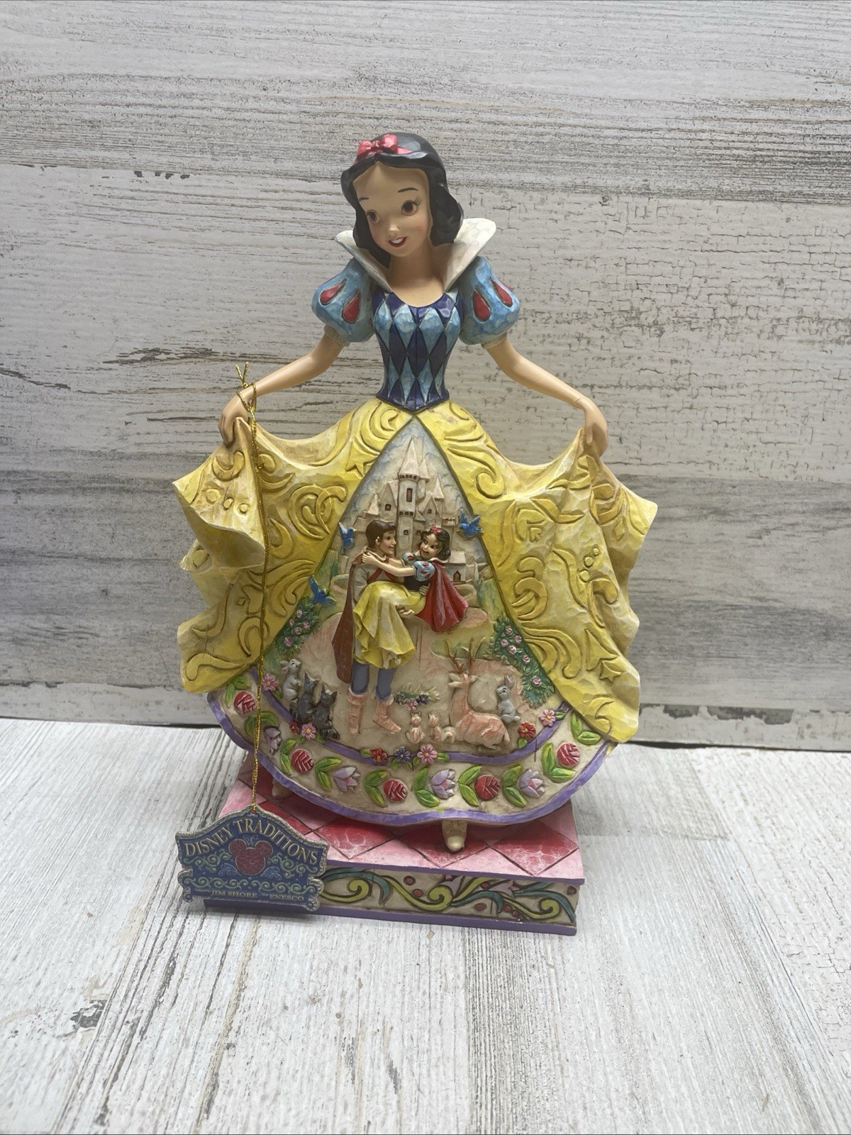 DisneyTraditions Figurine- Snow White designed by Jim Shore \