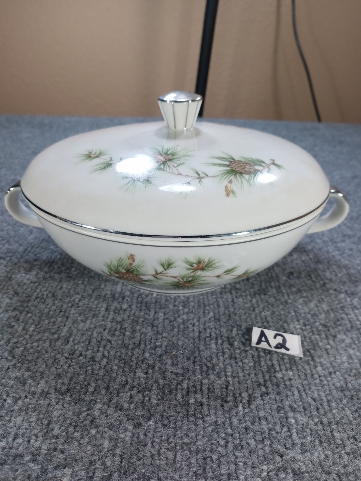 Vintage Seyei Cascade Pine 11028 Covered Vegetable Bowl Japan Pinecone Silver Tr