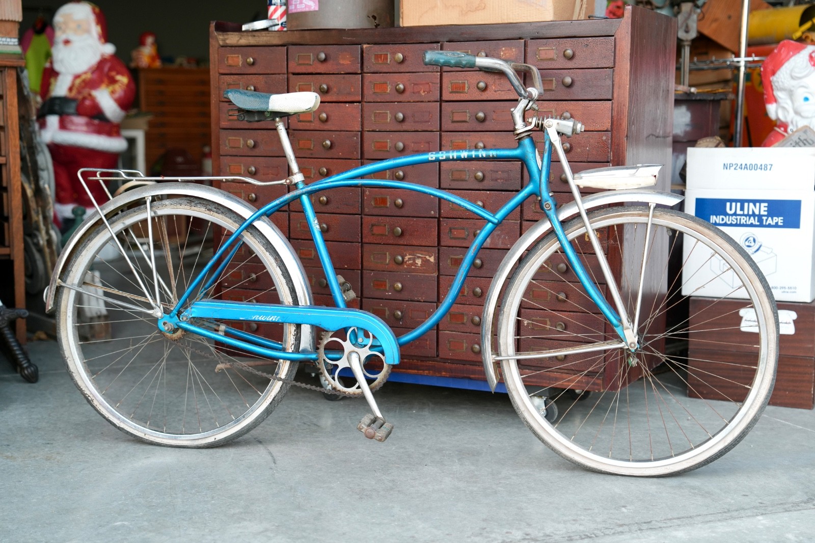 Vintage 1978 Schwinn Cruiser Springer Fork Bicycle Rear Rack Fender Light Blue