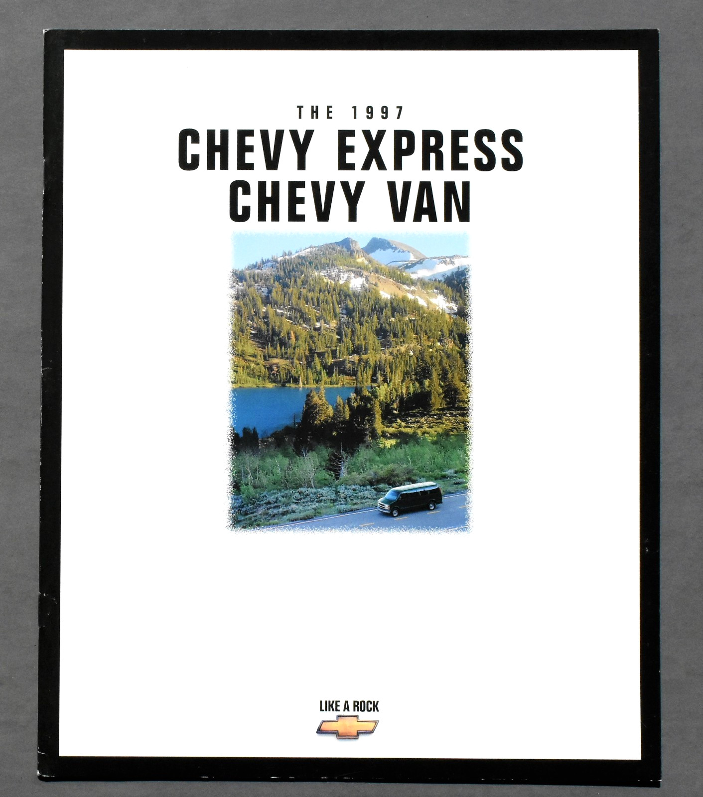 ORIGINAL 1997 CHEVROLET  VANS BROCHURE CATALOG ~ 28 PAGES ~ 9