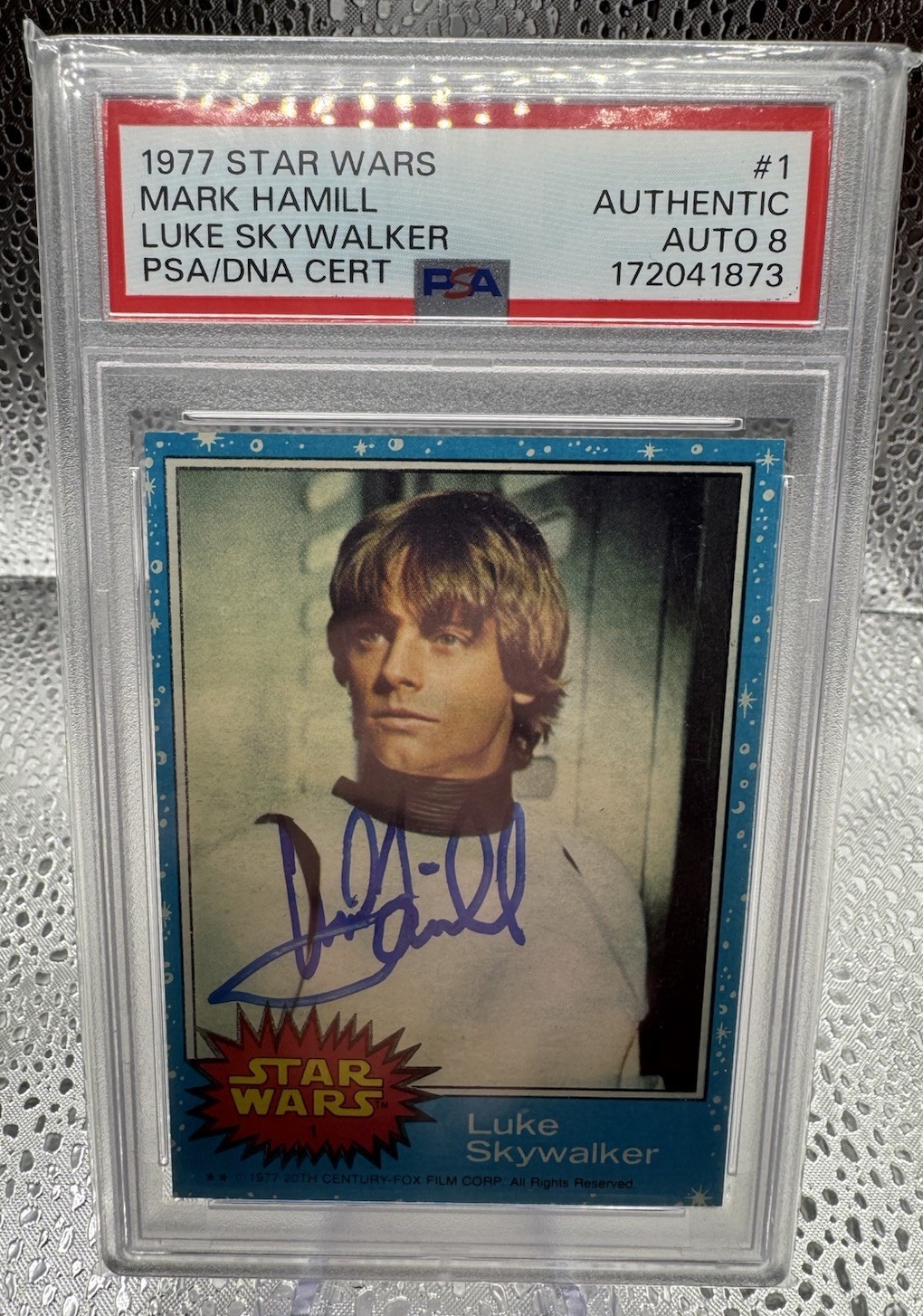 MARK HAMILL SIGNED 1977 TOPPS STAR WARS LUKE SKYWALKER 1 PSA /DNA AUTH AUTO 8 MARK HAMILL SIGNED 1977 TOPPS STAR WARS LUKE SKYWALKER 1 PSA /DNA AUTH AUTO 8