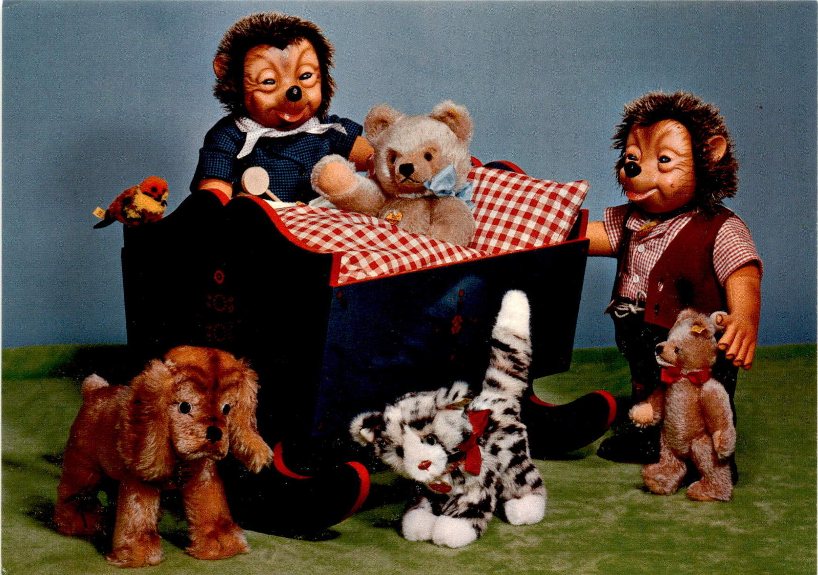 Rare Steiff Play Animals - Limited Edition - Perfect for Collectors
