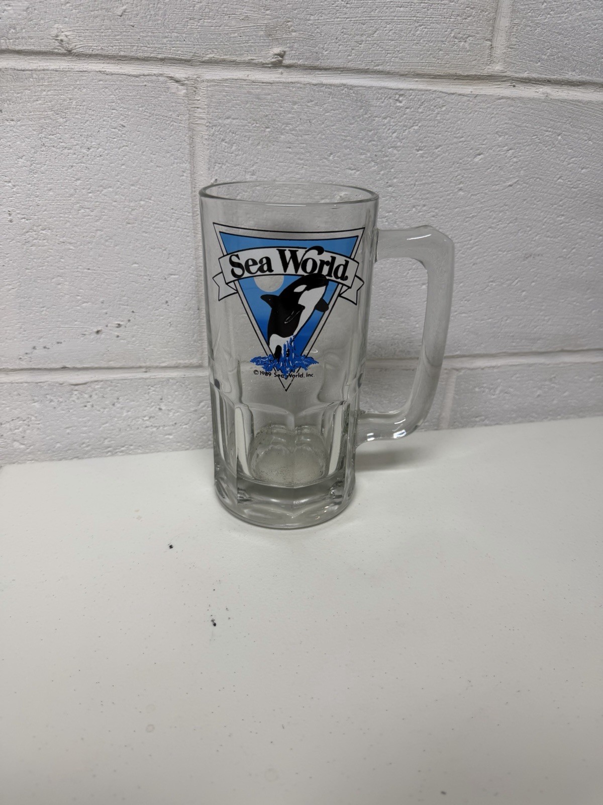 Vintage 1991 Sea World Glass Beer Mug Shamu Orca Killer Whale Souvenir Cup Rare