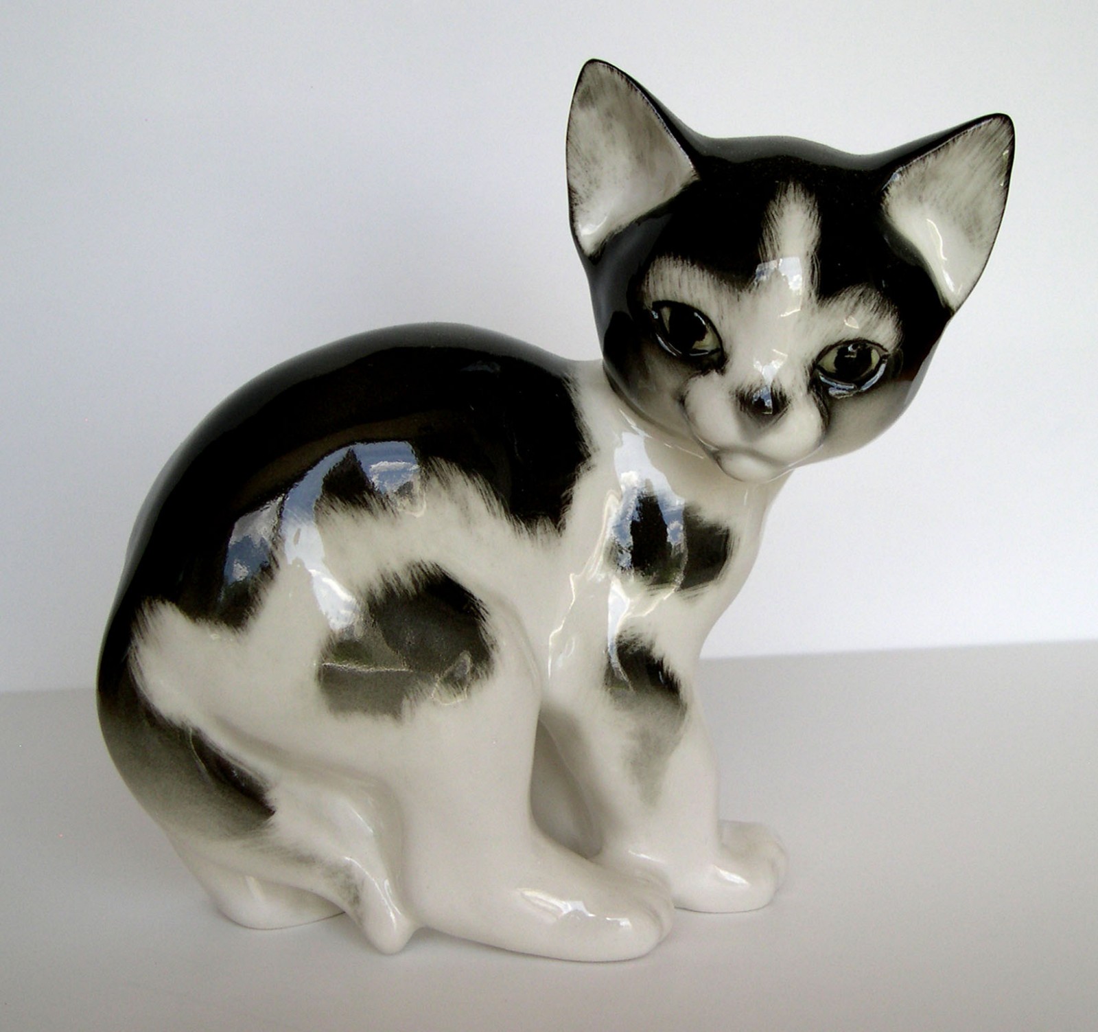 Lomonosov PORCELAIN Figurine CAT,kitten.Black and White