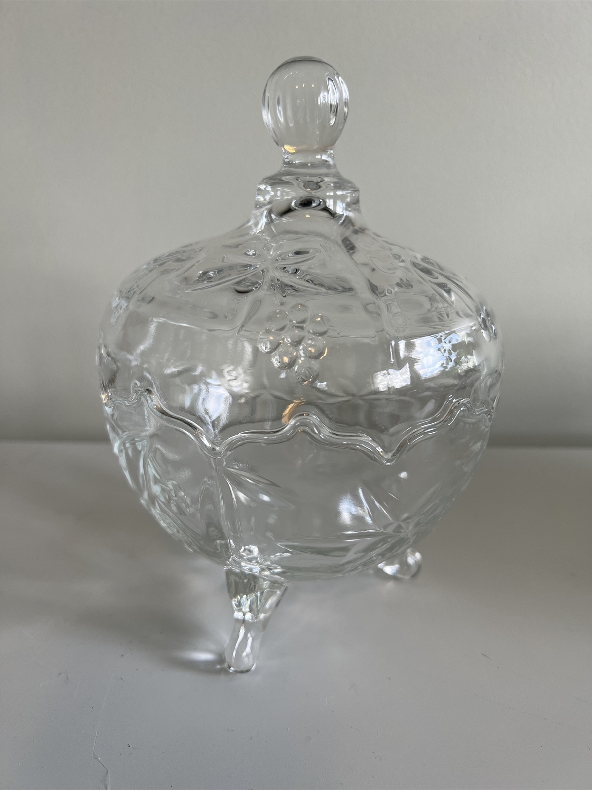 VTG  Clear Pressed Glass Covered Candy Dish 8