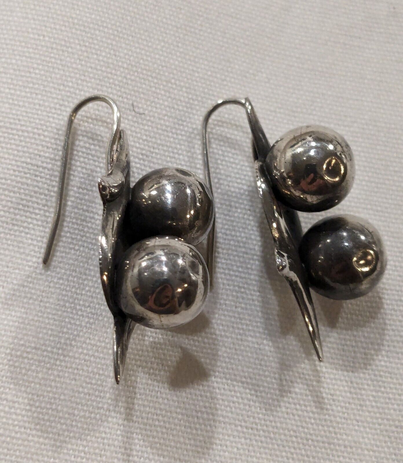 VINTAGE Collectible MEXICAN TAXCO SILVER  BALL Drop EARRINGS with EAR WIRES