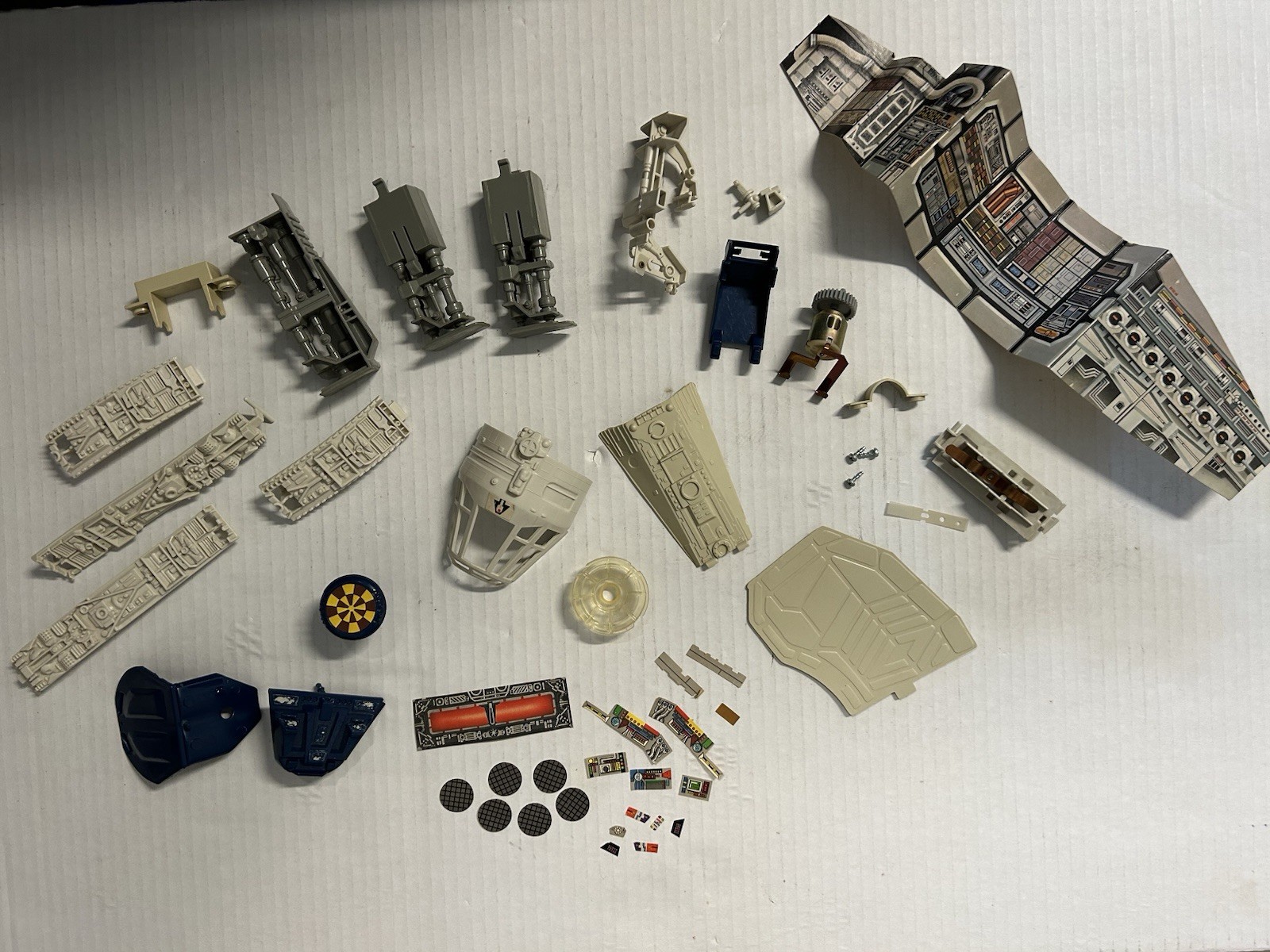 STAR WARS MILLENNIUM FALCON PARTS LOT KENNER VINTAGE 1979 ANH ESB ROTJ HAN SOLO
