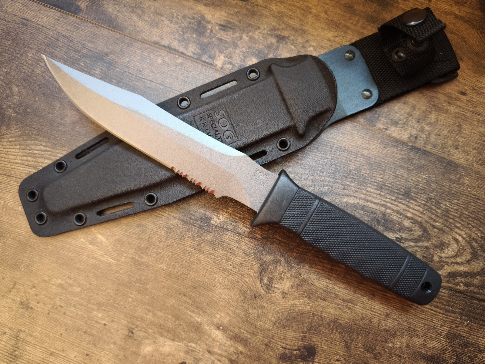 SOG Seal 2000 Knife, Seki Japan 7 Inch Blade. NWOB
