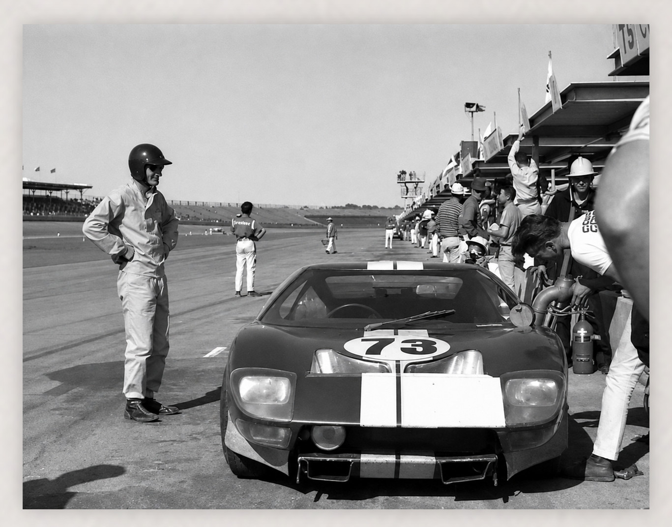 11X8.5 1965 DAYTONA KEN MILES PITS FORD GT40 SHELBY AMERICAN PHOTO REPRO