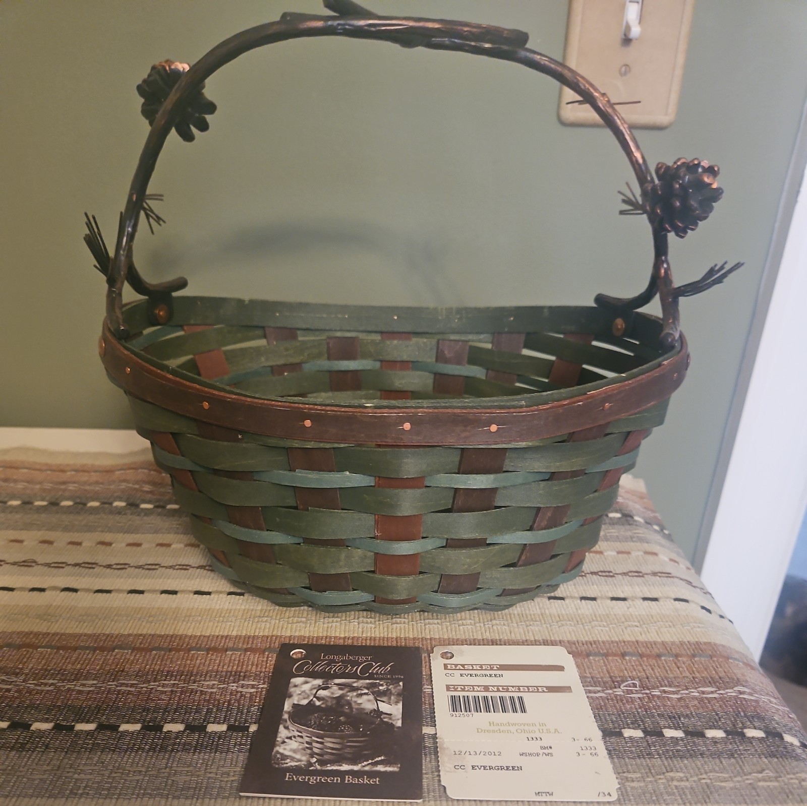 Longaberger Collectors Club Evergreen  basket
