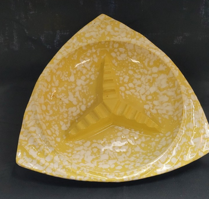 Vintage McCoy Pottery Ashtray Yellow and White Confetti Spatterware Pattern