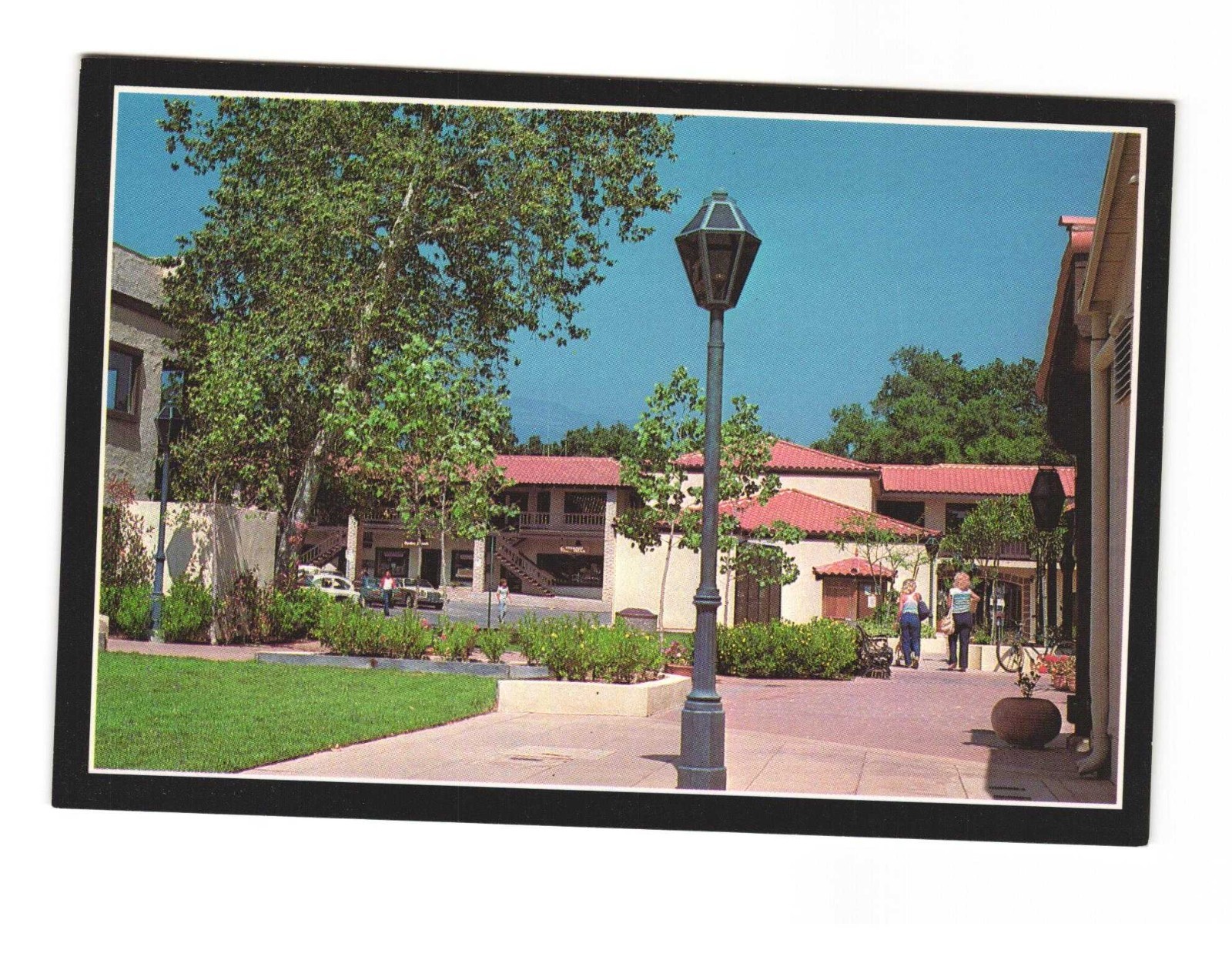 Arcade Plaza Ojai CA Vintage postcard unposted