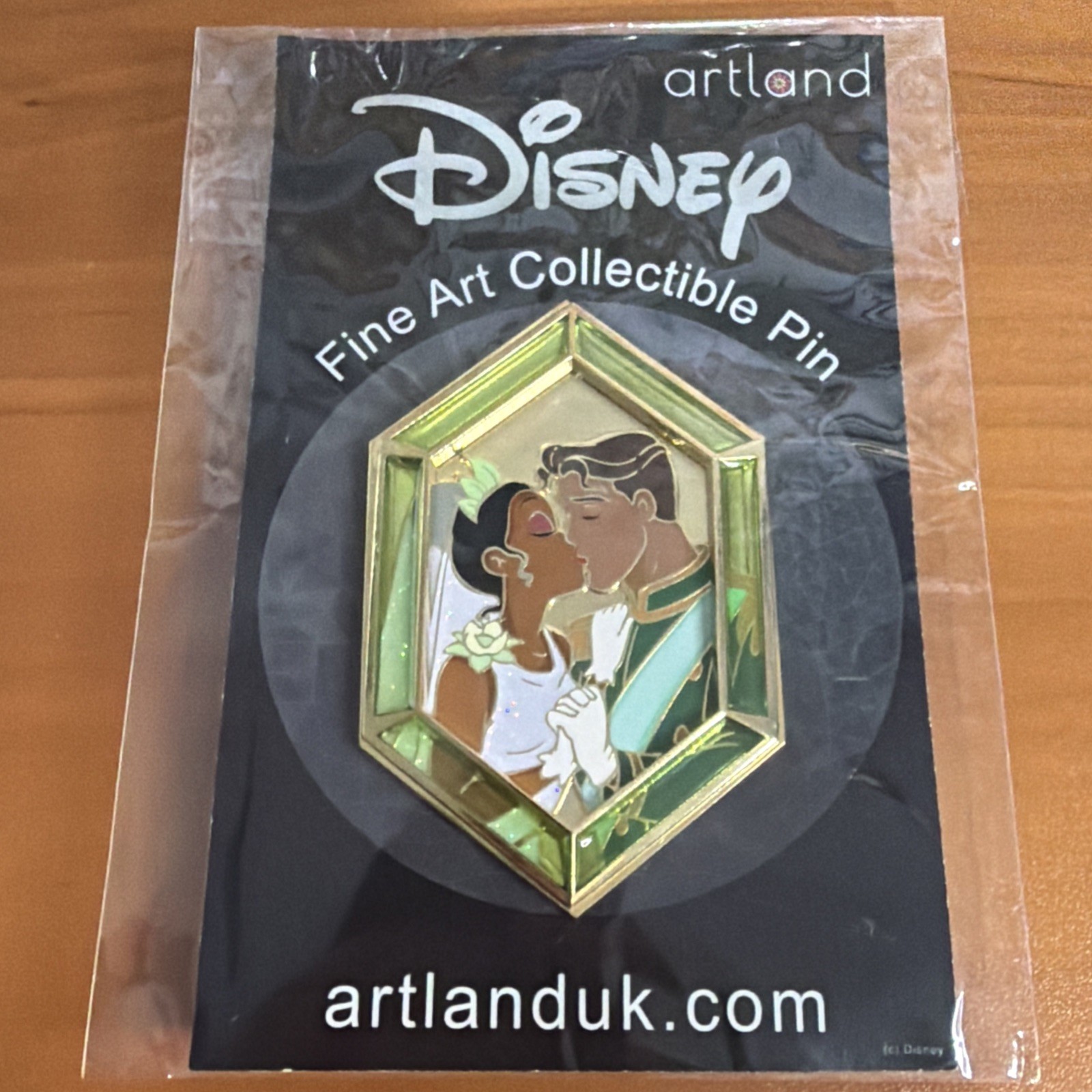 Disney Artland The Princess and the Frog Tiana & Naveen Pin LE 200 NEW