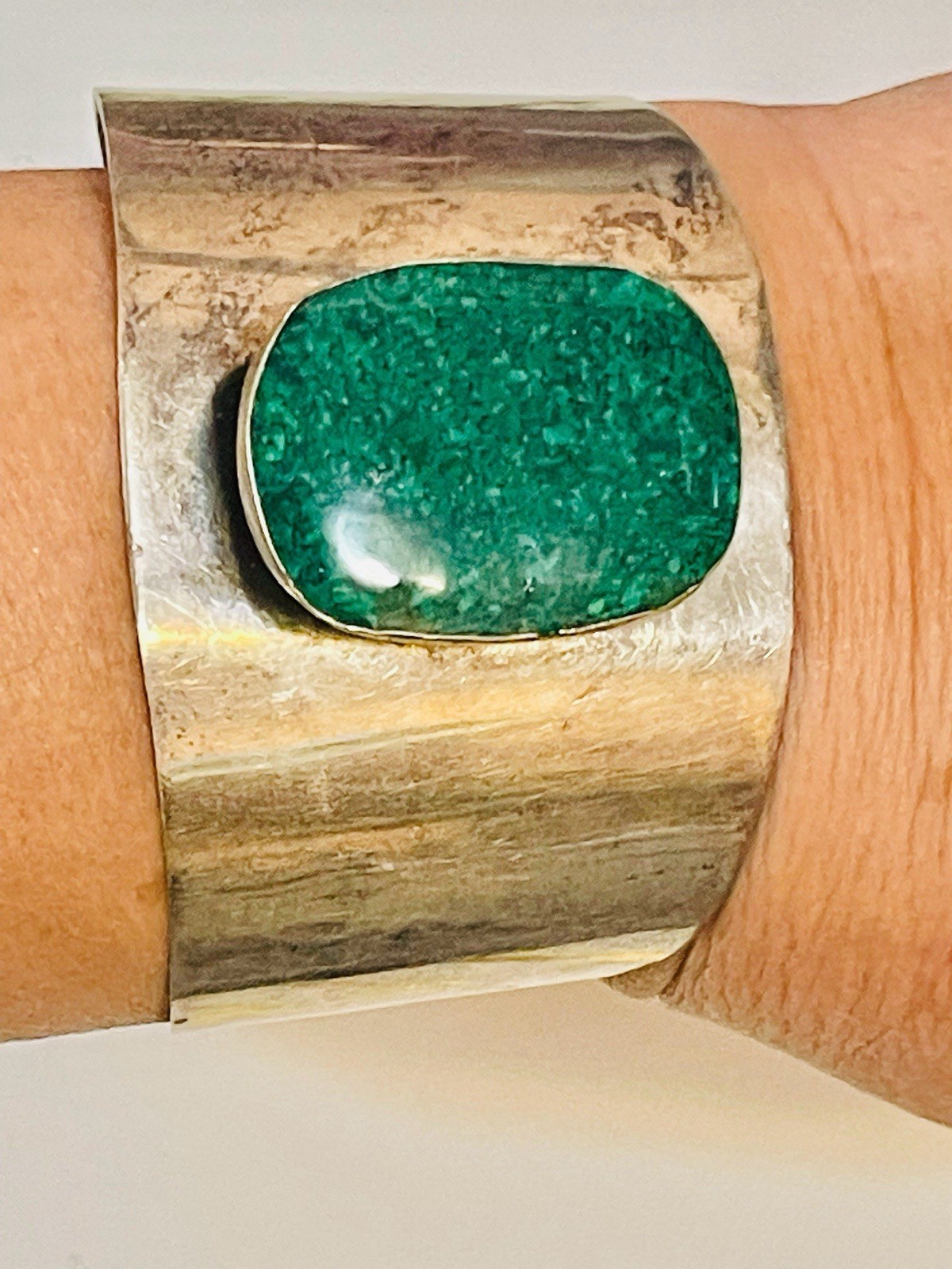 VTG Native American Sterling Silver Turquoise Chip Cuff Bracelet 38g Sz 6.75”