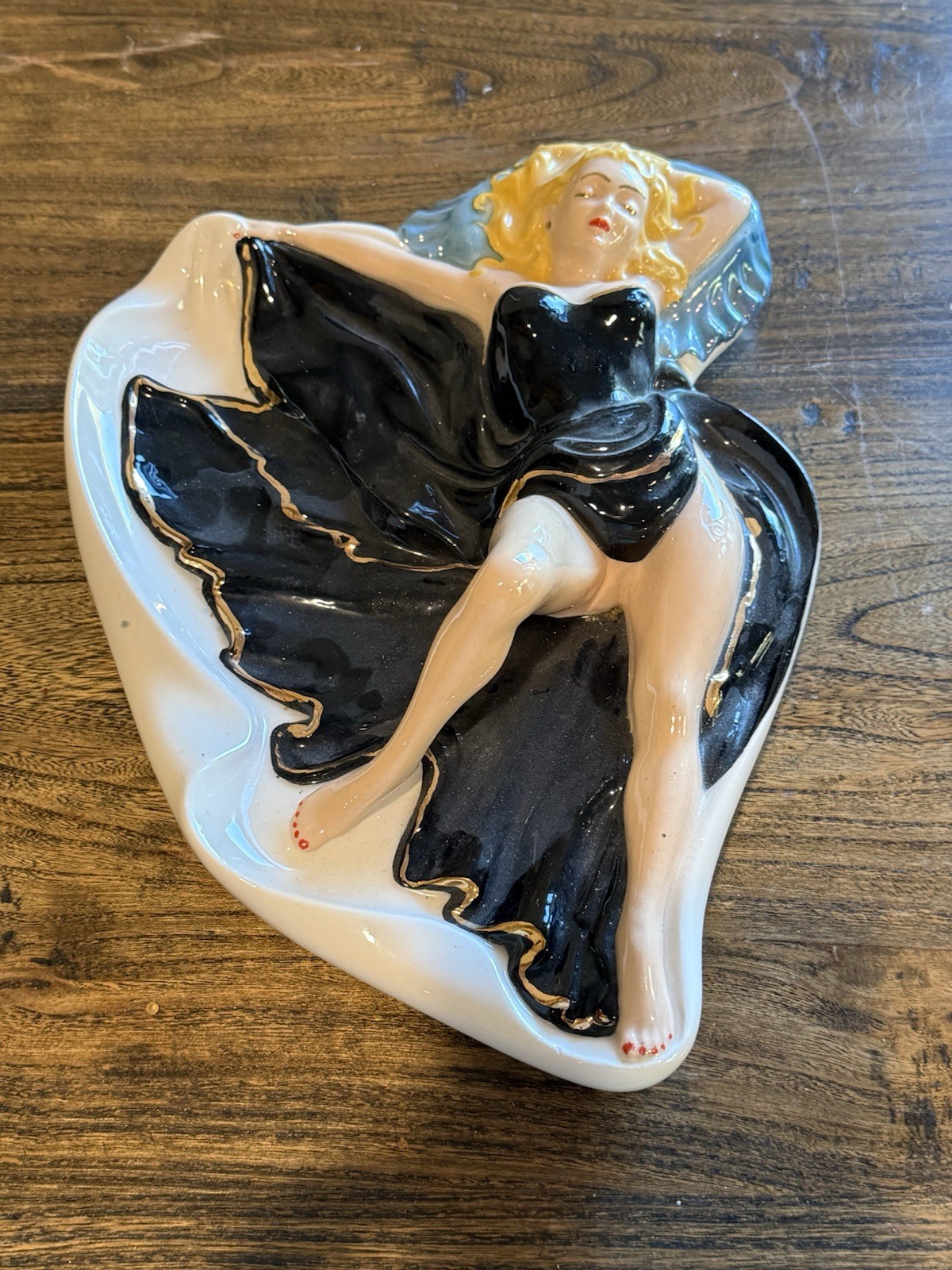 Vintage 1950s Pinup Girl Ceramic Ashtray Dish Holland Mold Risqué MCM Vintage 1950s Pinup Girl Ceramic Ashtray Dish Holland Mold Risqué MCM