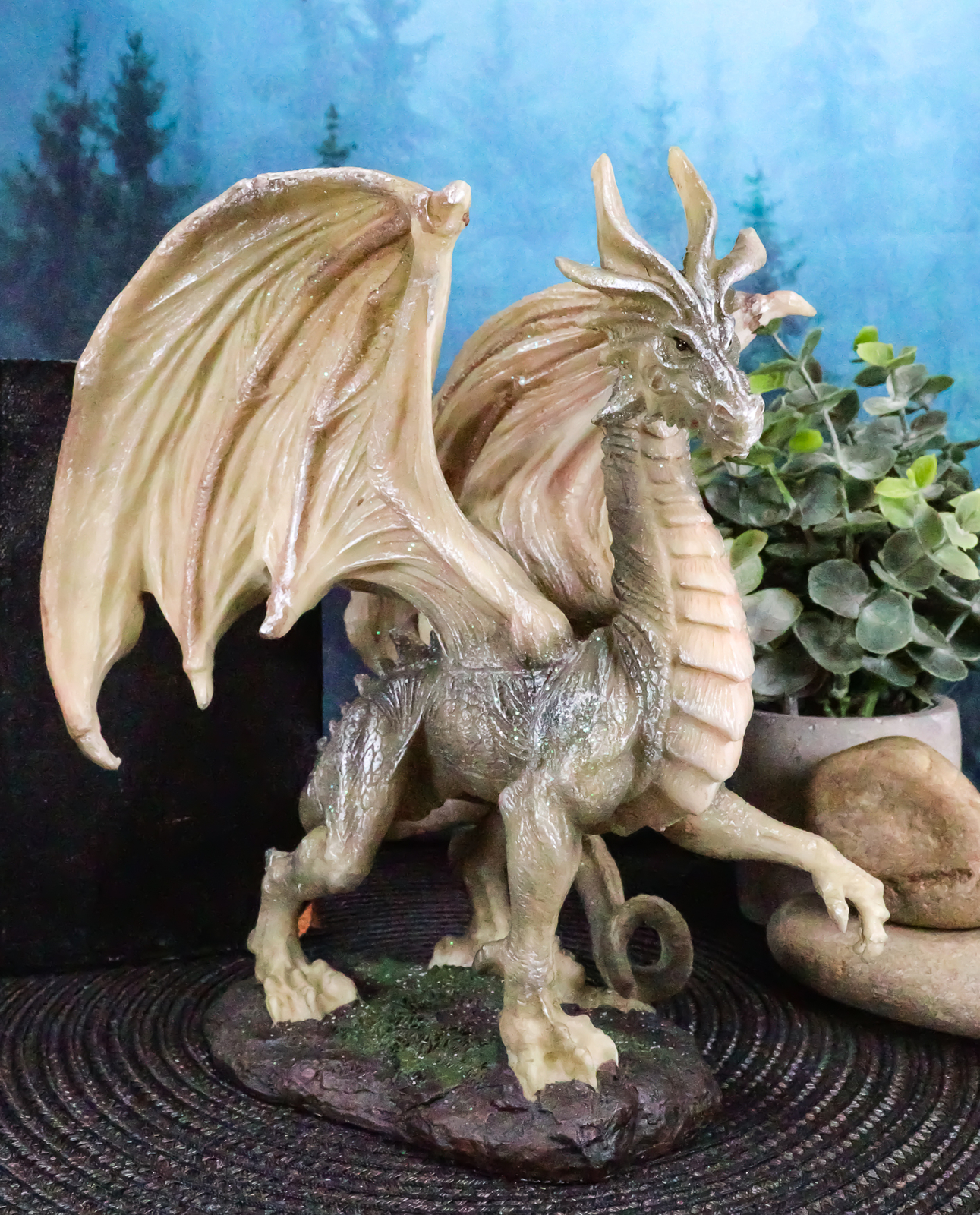 Fantasy Mythical Medieval Battle Of Thrones Wise Old Ancient Dragon Figurine 8\