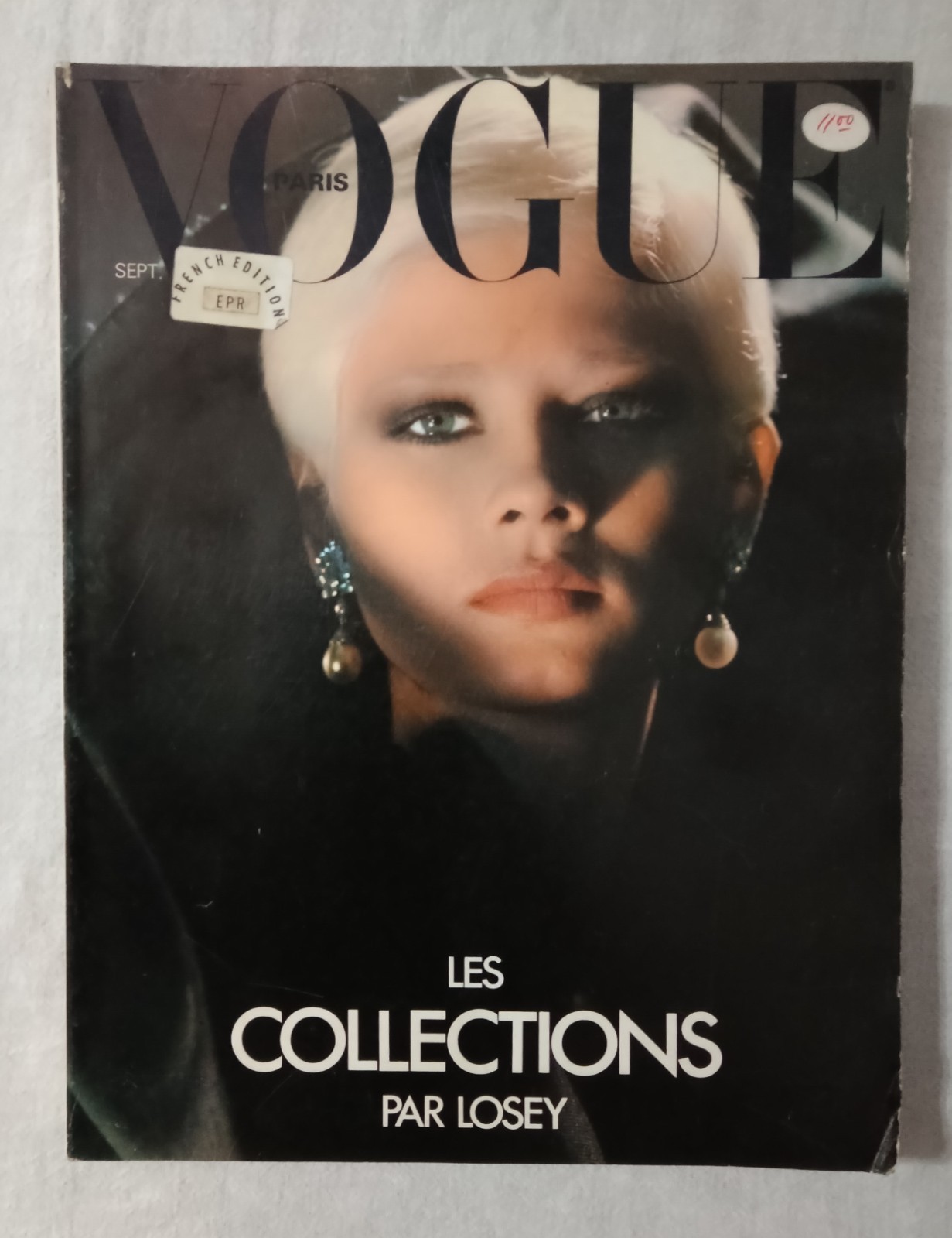 VOGUE PARIS MAGAZINE LES COLLECTIONS PAR LOSEY COVER SEPTEMBER 1977 NUMBER 579