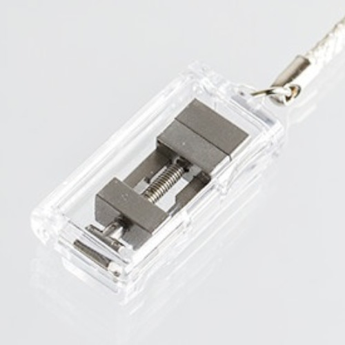 0.98” Miniature Bench Table Vise Mountable Clamp Steel Keychain Japan Dollhouse